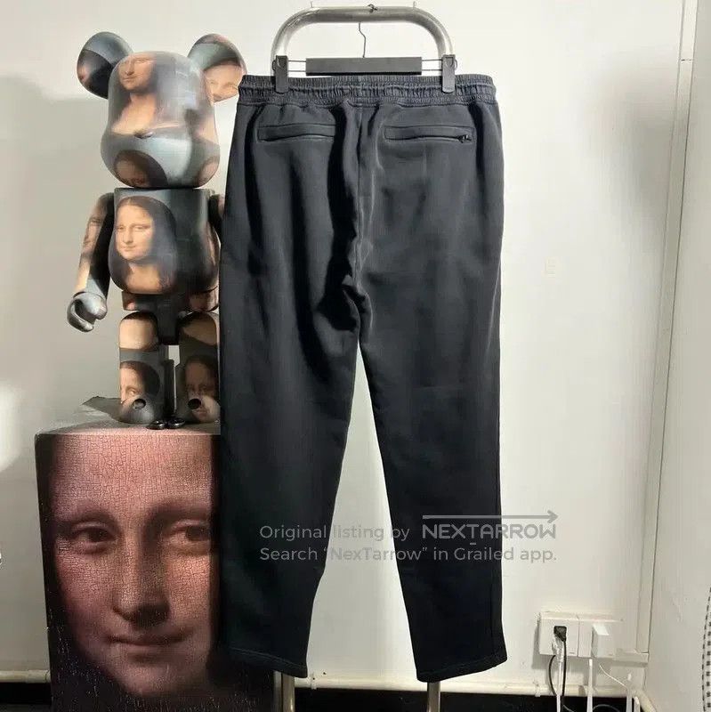 Burberry Burberry Black Casual Pants for Men. Size US 44 / EU 60 - 2 Thumbnail