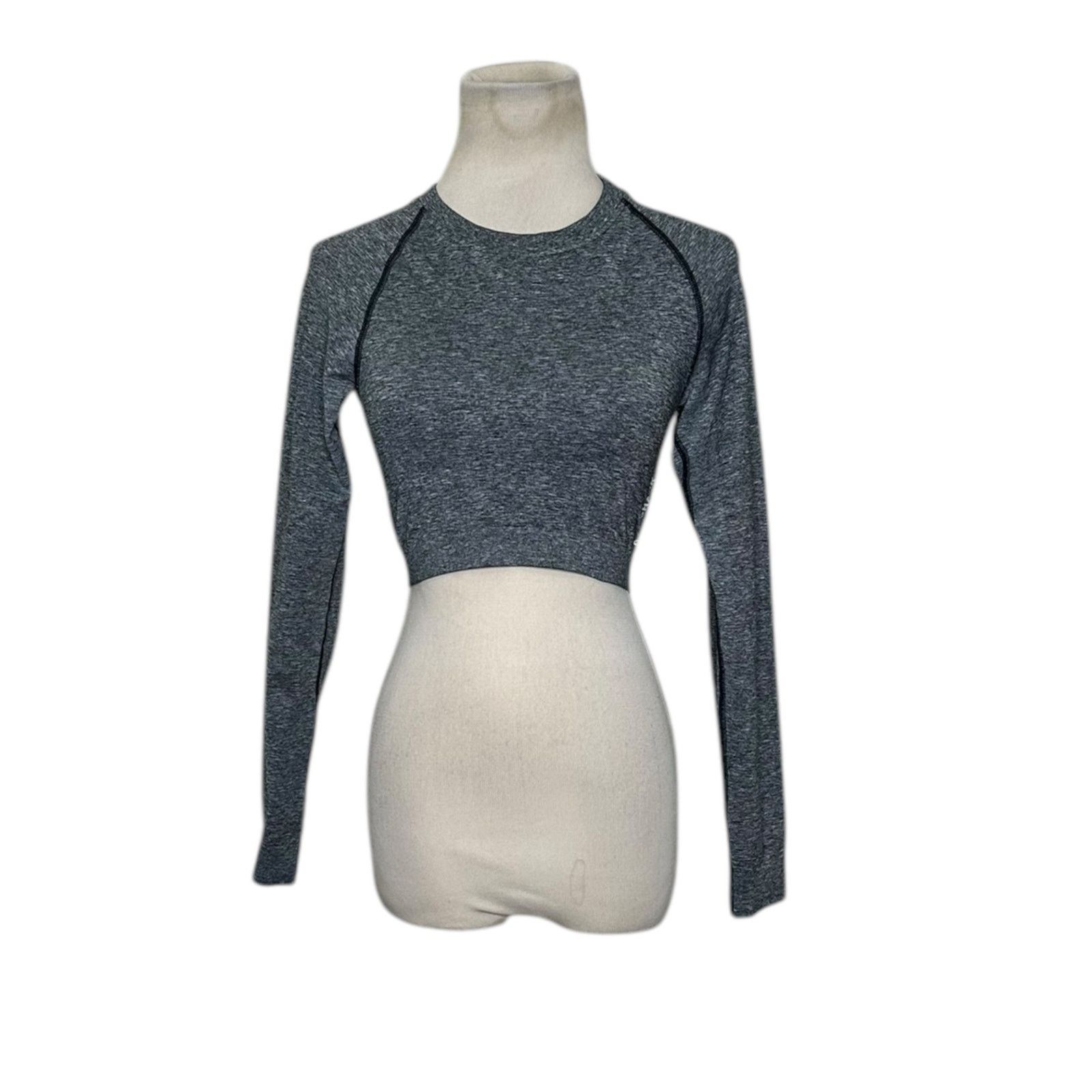 Gymshark Gymshark Adapt Seamless Long Sleeve Crop Top size Small Size S / US 4 / IT 40 - 1 Thumbnail