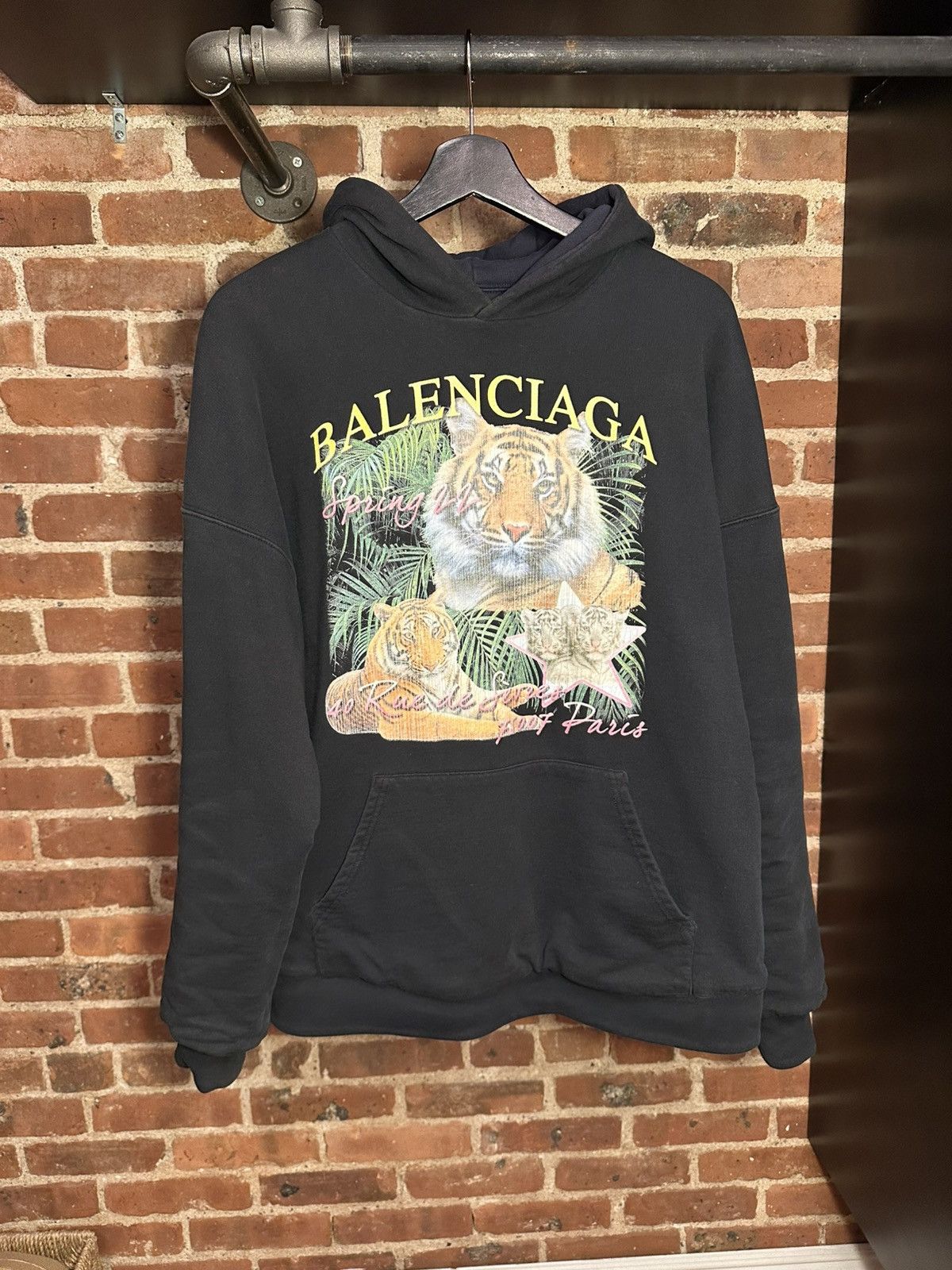 Balenciaga 