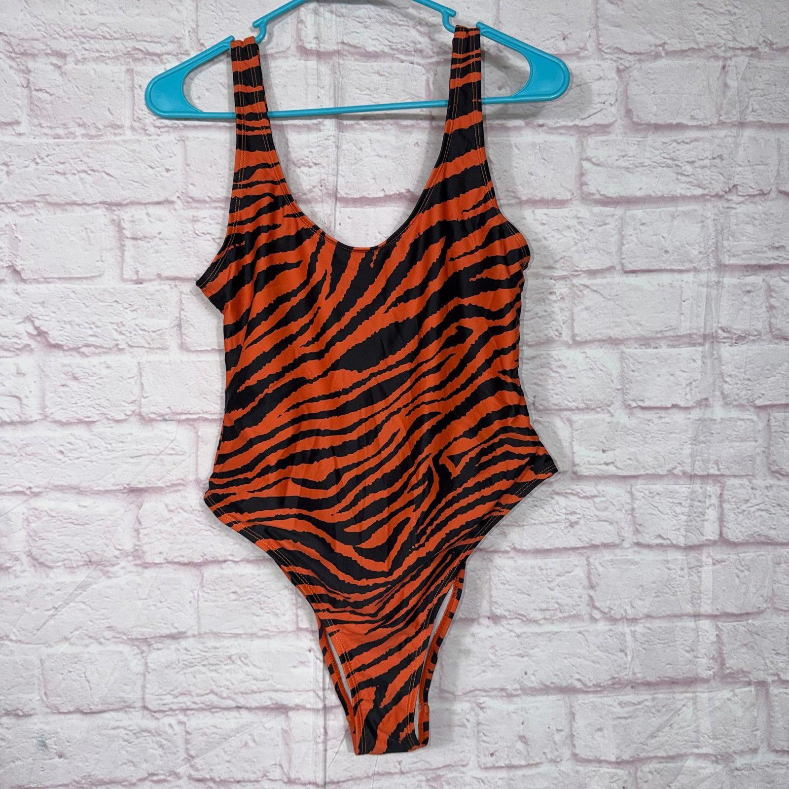 Other Missguided Tiger Print One-Piece Swimsuit Size 8 Size ONE SIZE - 1 Thumbnail