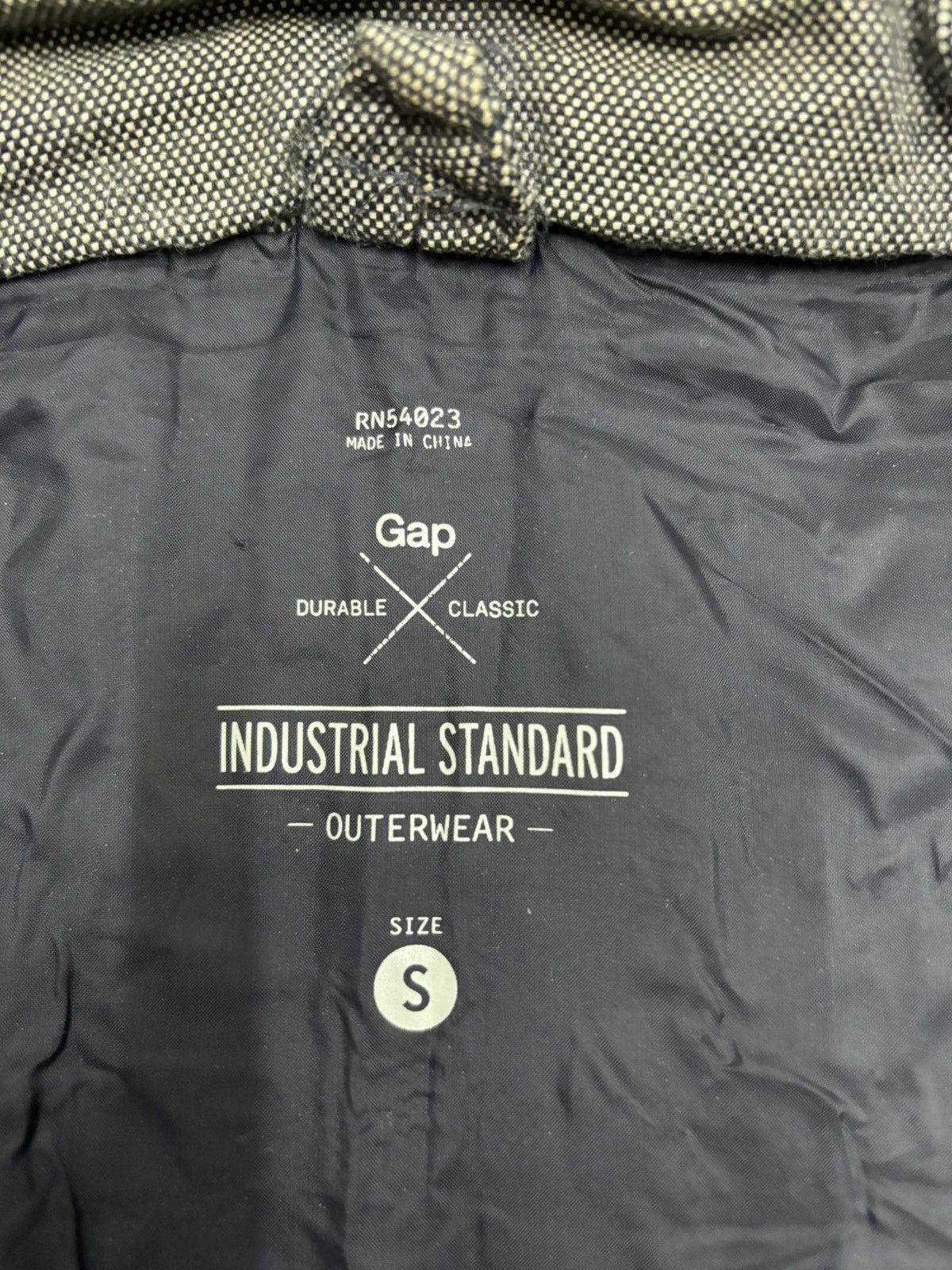 Gap VINTAGE GAP PUFFER DOWN JACKET HOOD REMOVE HELMUT LANG STYLE Size US S / EU 44-46 / 1 - 11 Thumbnail