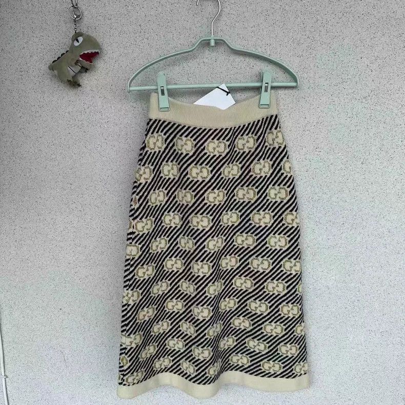 Gucci Gucci Size XS Double g glitter pink full print skirt 2503- Size 24" / US 00 / IT 34 - 1 Thumbnail