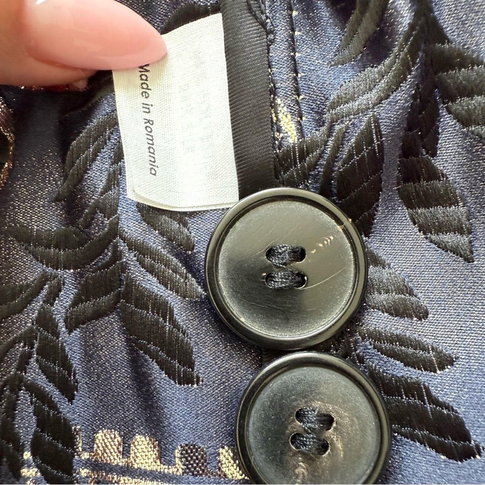 Dries Van Noten Dries Van Noten silk/wool printer coat size S Retail 3600$ Size S / US 4 / IT 40 - 8 Thumbnail