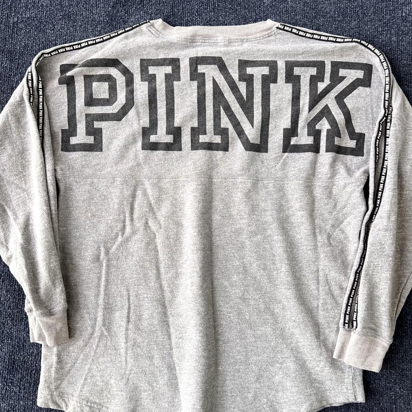 Pinko PINK Victoria's Secret Shirt Womens Medium Long Sleeve Crew Neck Back Graphic Tape Size M / US 6-8 / IT 42-44 - 4 Thumbnail