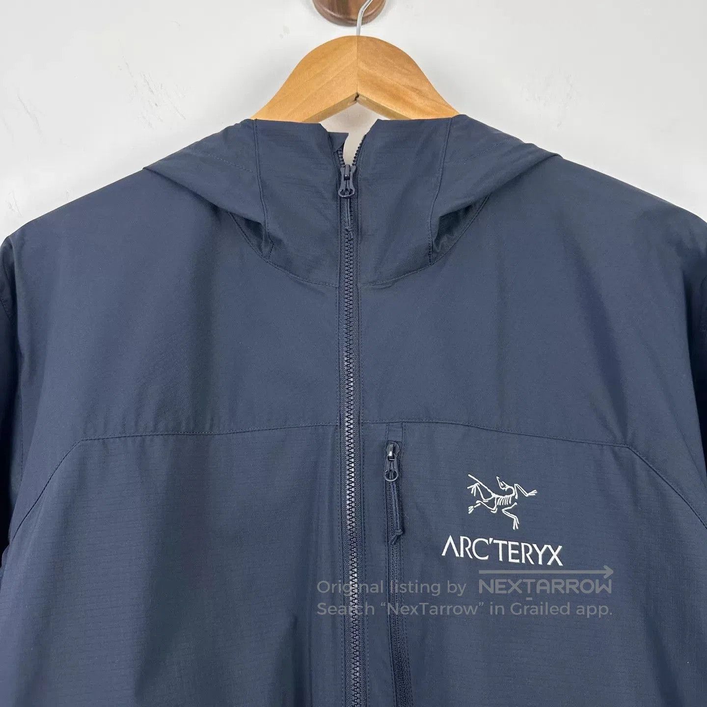 Arc'teryx Blue Hooded Light Jacket Size L. Size US L / EU 52-54 / 3 - 4 Thumbnail