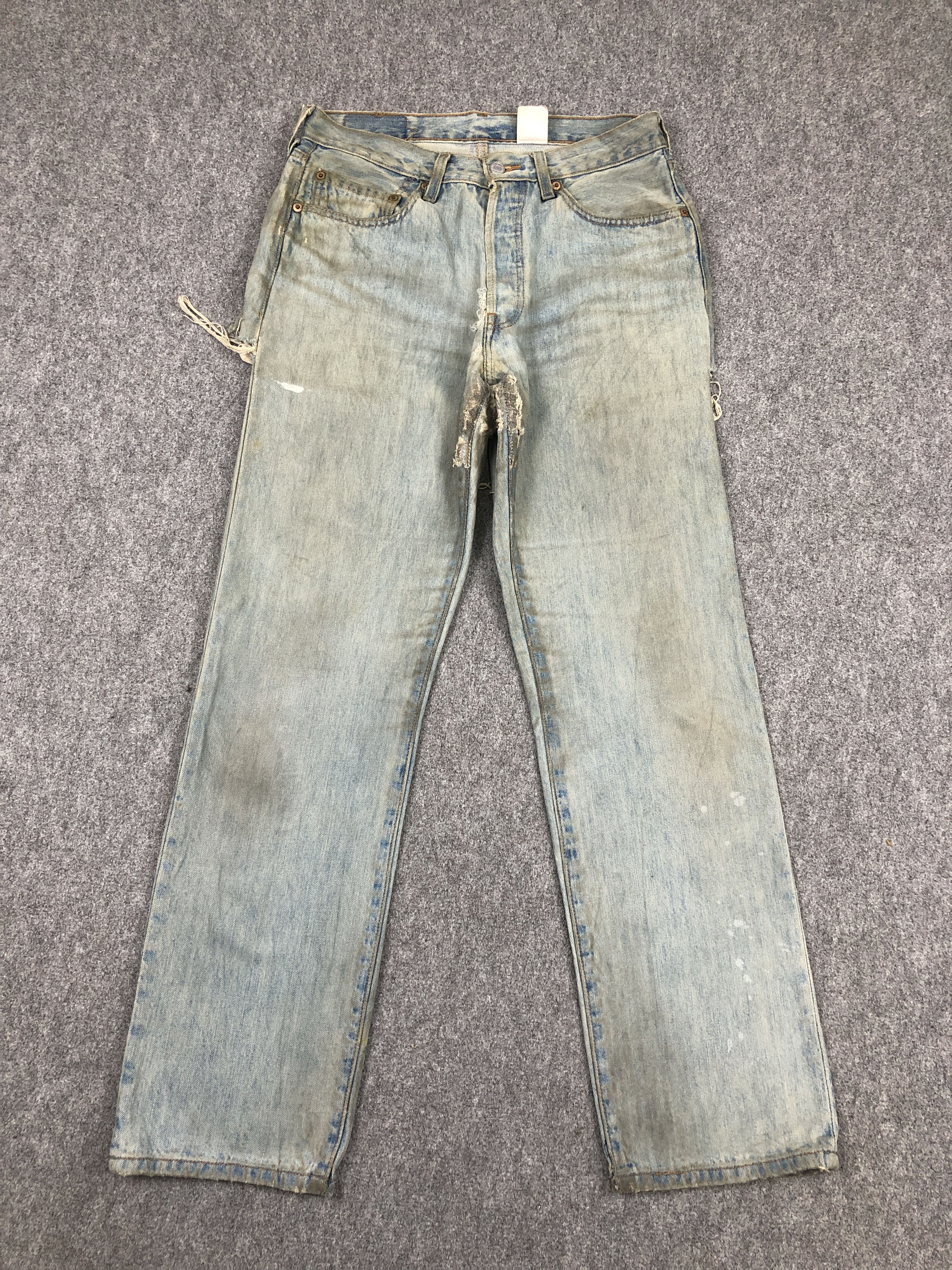 Levi's Distressed Vintage Levis 501 Dirty Jeans DP2350 Size US 30 / EU 46 - 1 Thumbnail