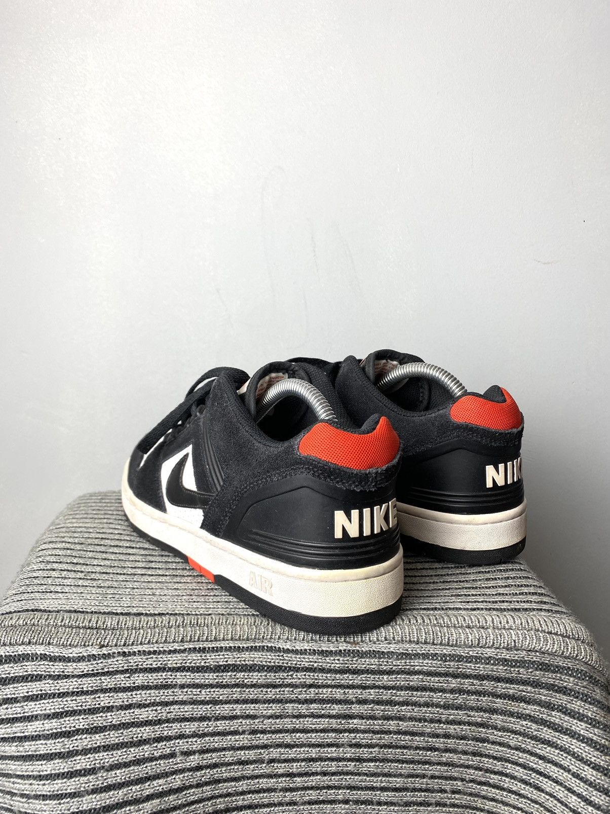 Nike Nike Sb Air Force 2 Low Sneakers Supreme Dunk Air Jordan 1 Size US 8 / EU 41 - 3 Thumbnail
