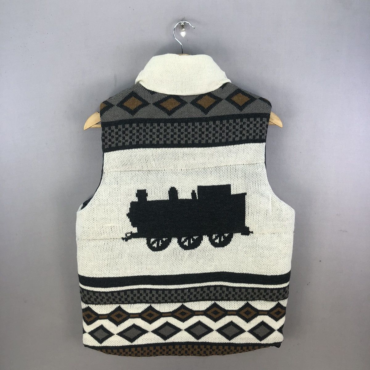 Ciaopanic Ciaopanic 2012 Limited Thomas & Friends Knit Padded Vests Size US M / EU 48-50 / 2 - 4 Thumbnail