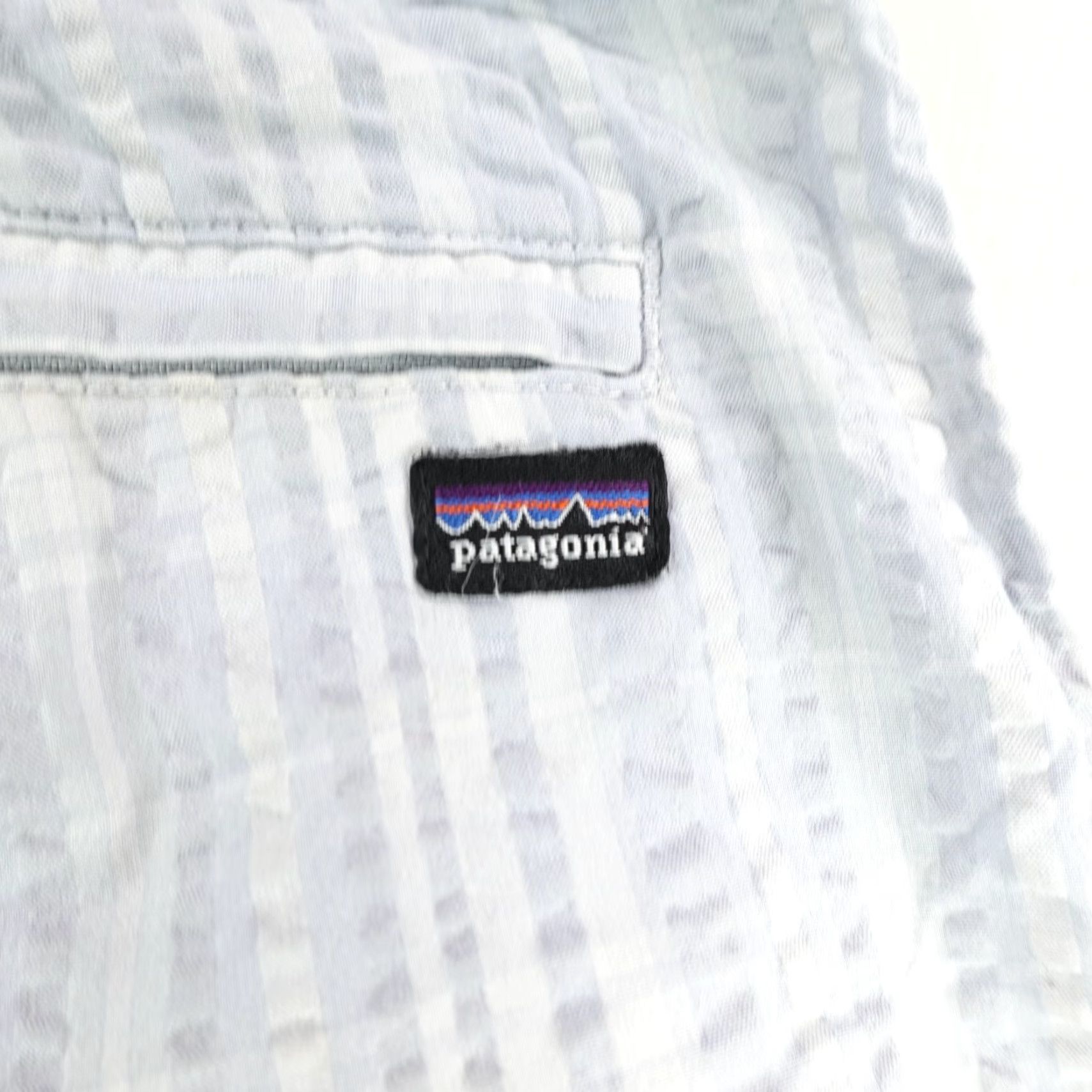 Patagonia Patagonia Shorts Mens 32 Blue Plaid Chino Casual Travel Workwear Cotton Polyester Breathable Pockets Logo Regular 8 in Inseam Mens Size US 33 - 5 Thumbnail