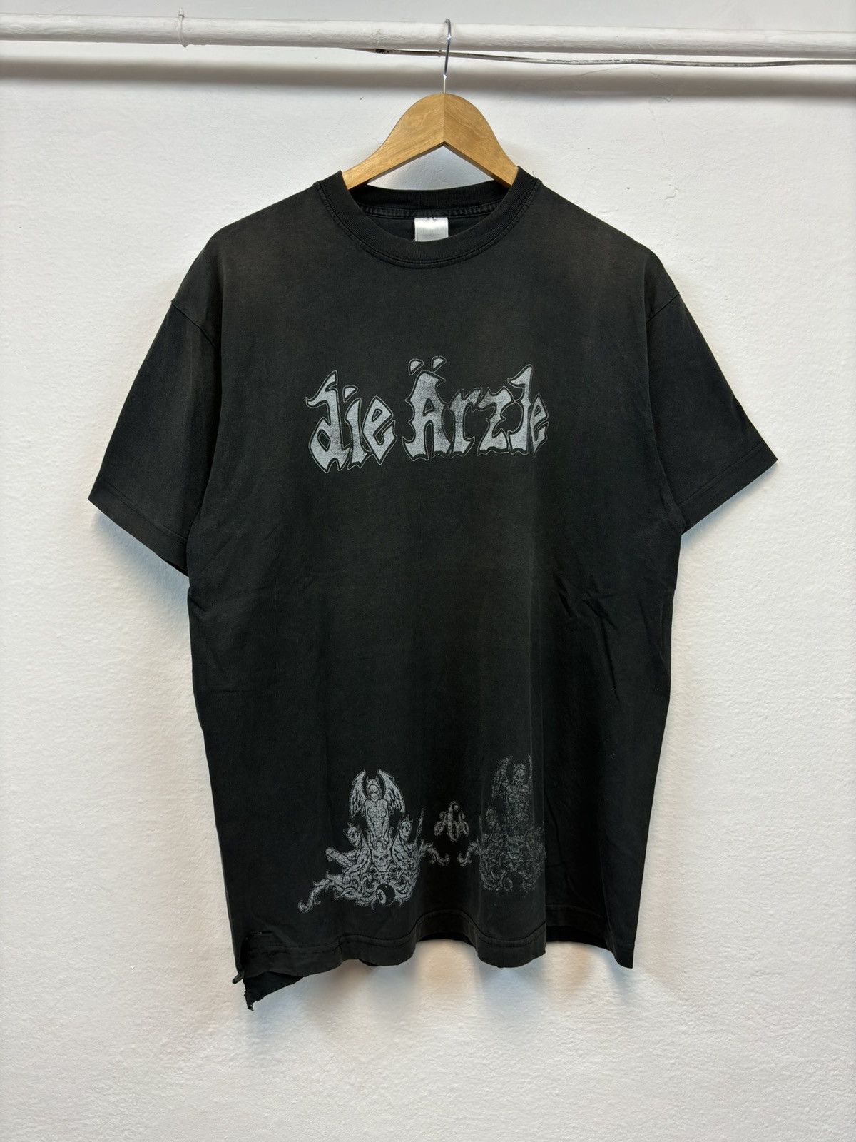 Band Tees × Vintage Vintage Die Arzte rock tee 90’s DEVIL OPIUM 666 WASHED FADED Size US L / EU 52-54 / 3 - 1 Thumbnail
