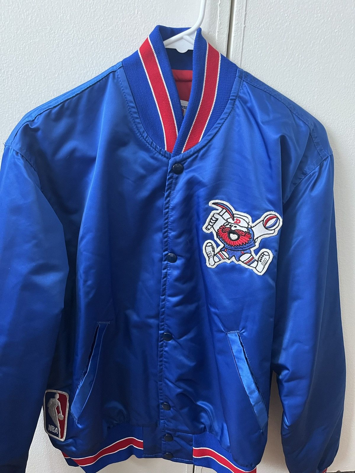 Starter VINTAGE Starter Denver Nuggets “Maxie the Miner” Jacket Sz L Size US L / EU 52-54 / 3 - 7 Thumbnail