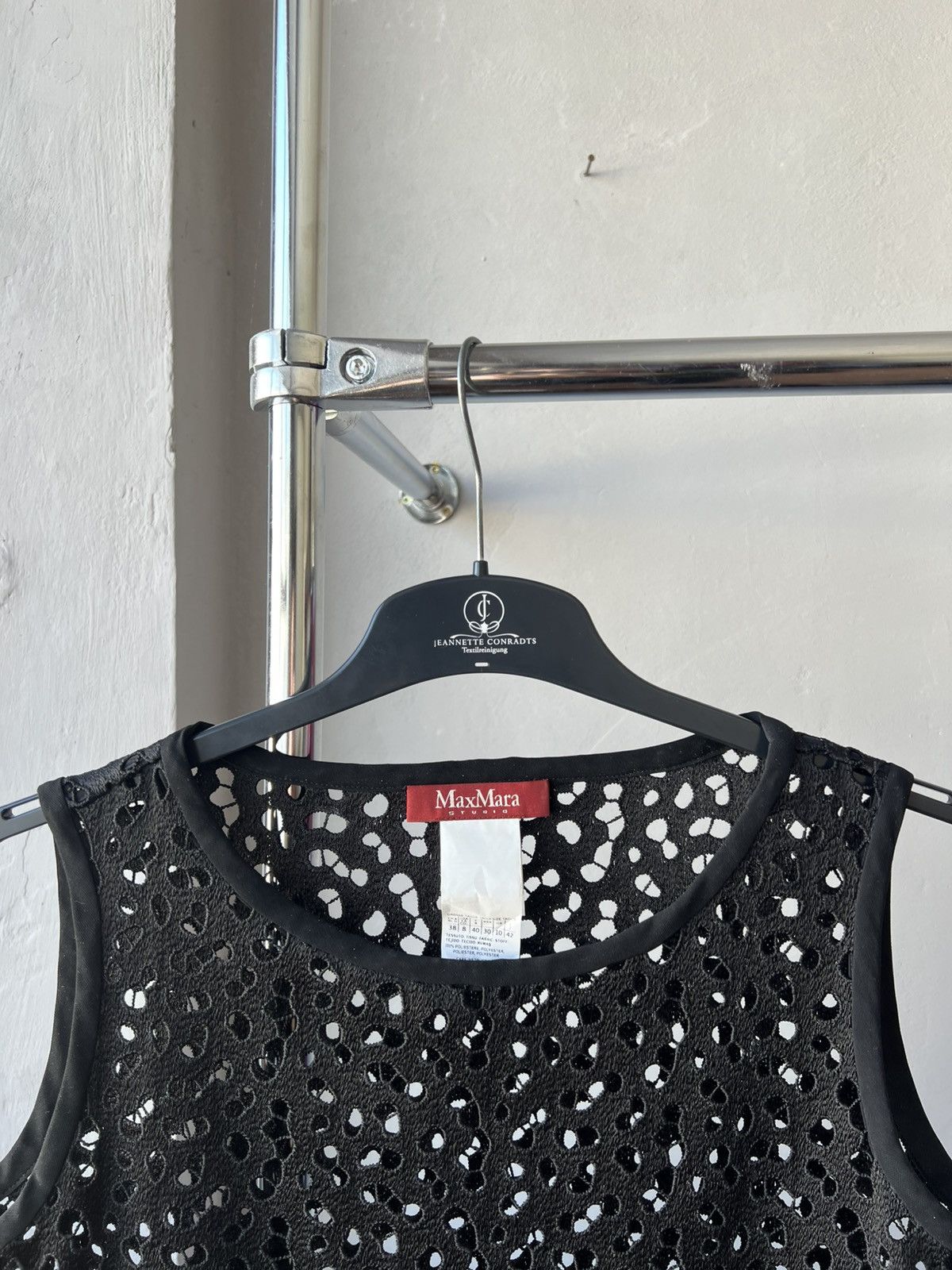 Max Mara MAX MARA STUDIO BLACK OPENWORK SLEEVELESS BOXY STYLE DRESS Size M / US 6-8 / IT 42-44 - 6 Thumbnail