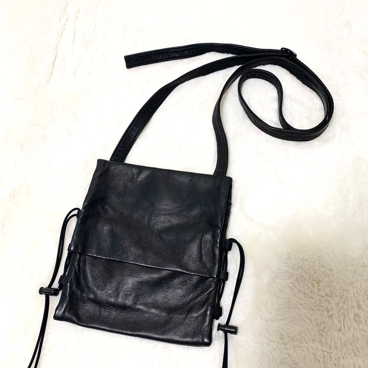 Yohji Yamamoto Yohji Yamamoto HS-I05-774 GARMENT LEATHER BOTTLE SACOCHE Size ONE SIZE - 10 Thumbnail