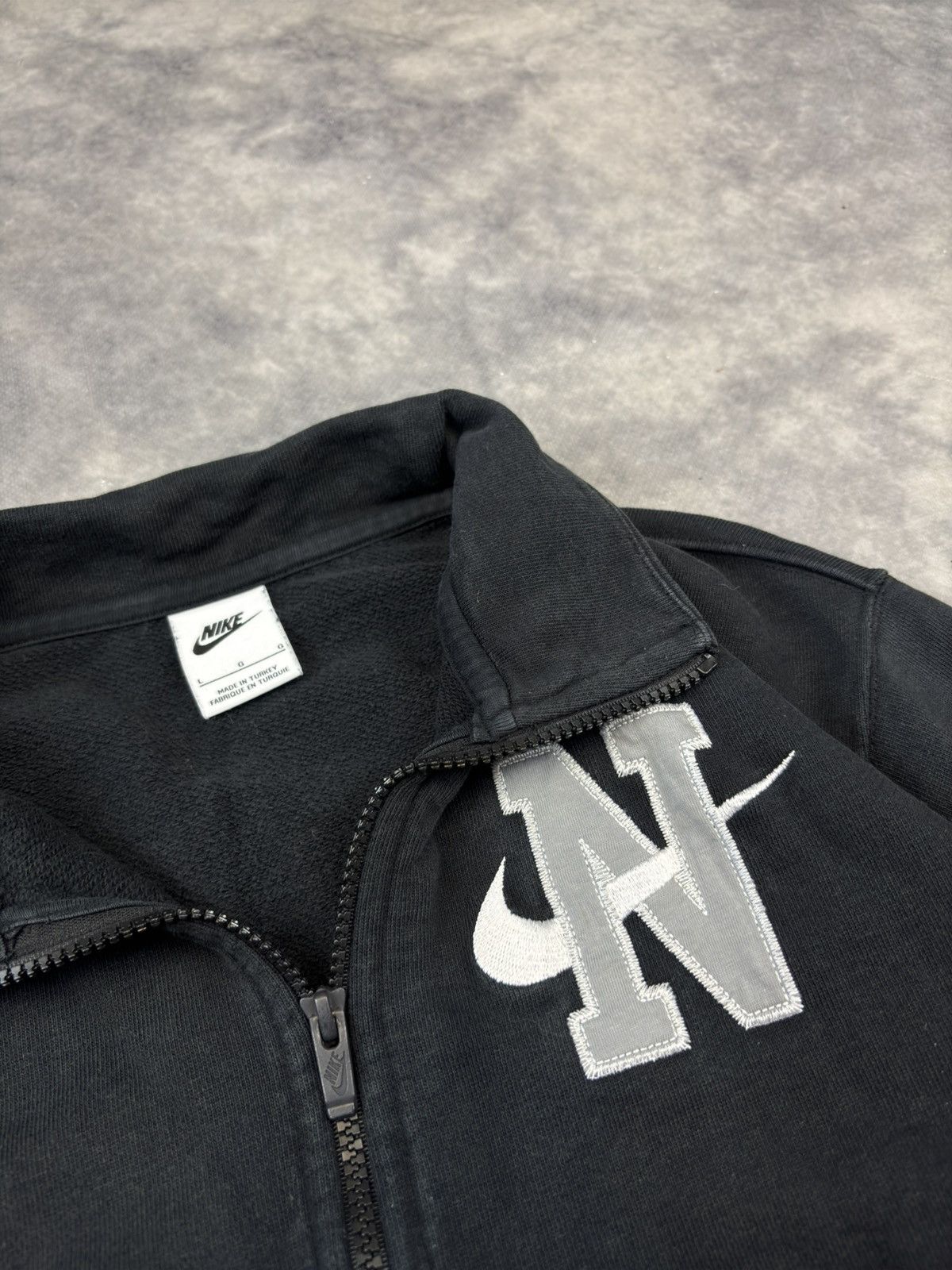 Nike × Vintage Vintage 90s Nike quarter zip turtleneck boxy cropped fit Size US L / EU 52-54 / 3 - 3 Thumbnail