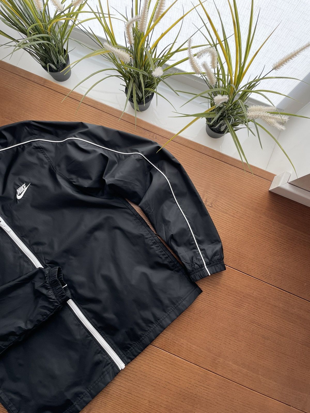 Designer × Nike Vintage Nike Swoosh Drill Nylon Tracking Track Jacket Bomber Size US M / EU 48-50 / 2 - 4 Thumbnail