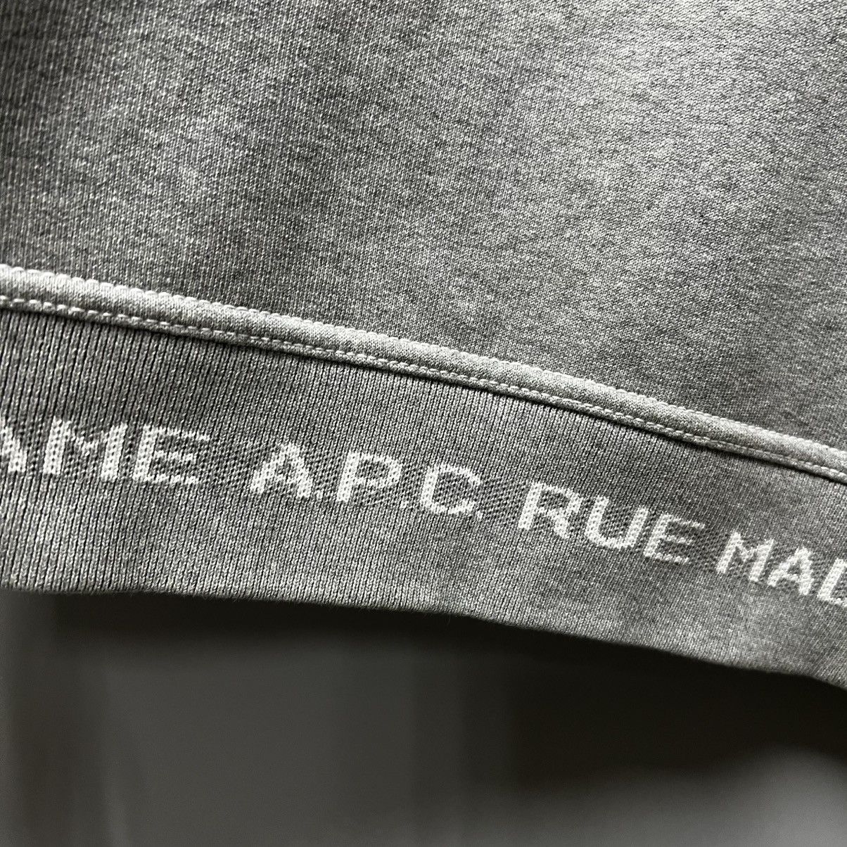 A.P.C. A.P.C. Sweatshirt Crewneck Men’s Size US S / EU 44-46 / 1 - 18 Thumbnail