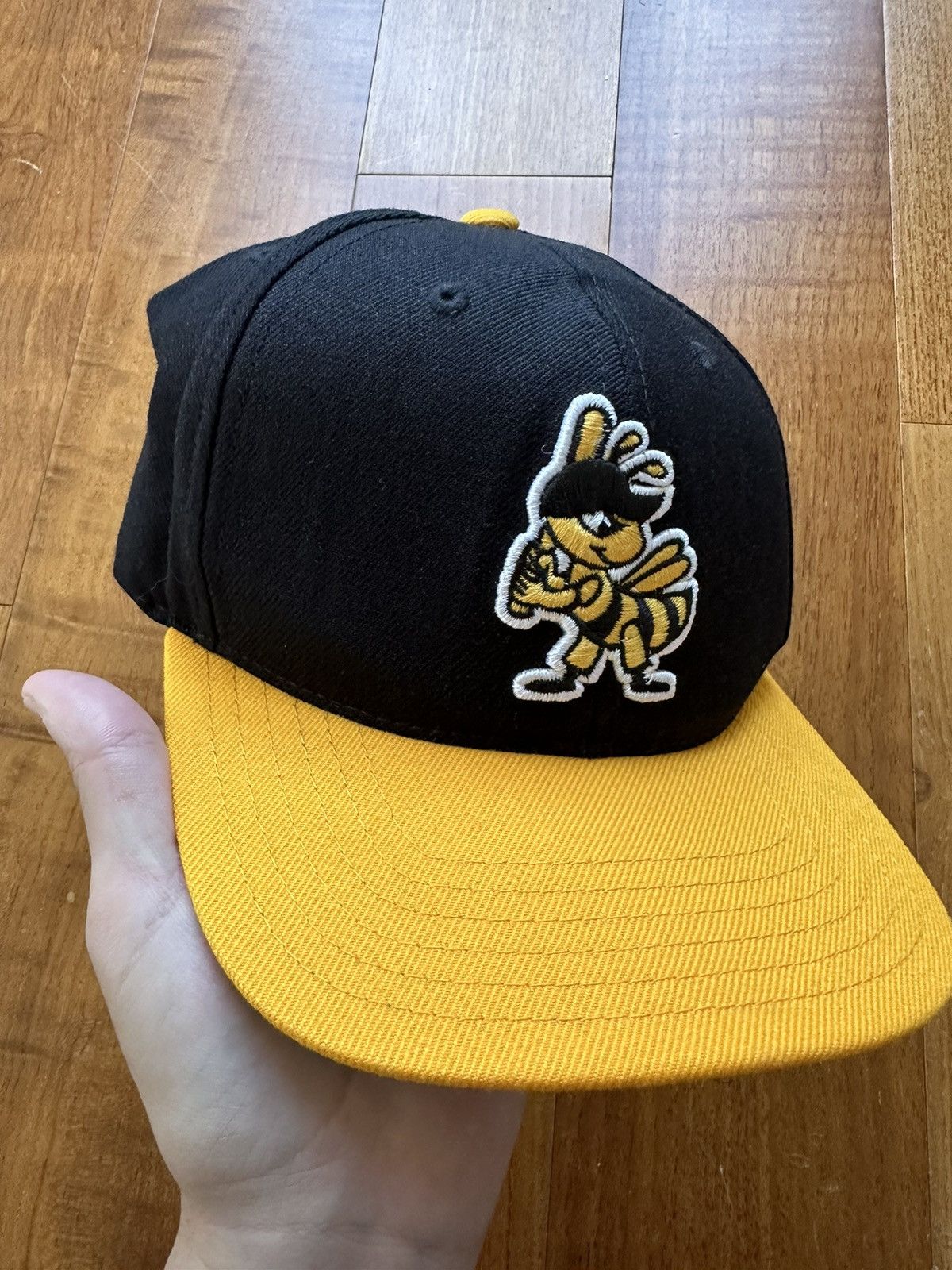 Vintage Vintage Y2K 00s American Needle Georgia Tech Snapback Hat Size ONE SIZE - 3 Thumbnail