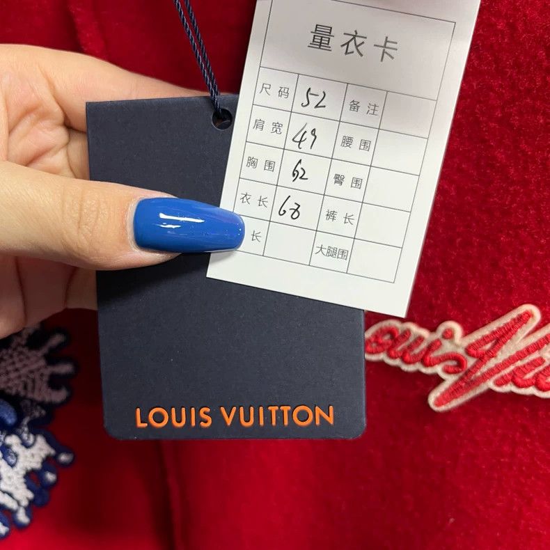 Louis Vuitton Louis Vuitton Red monogrammed embroidered baseball tunic ja Size US L / EU 52-54 / 3 - 2 Thumbnail