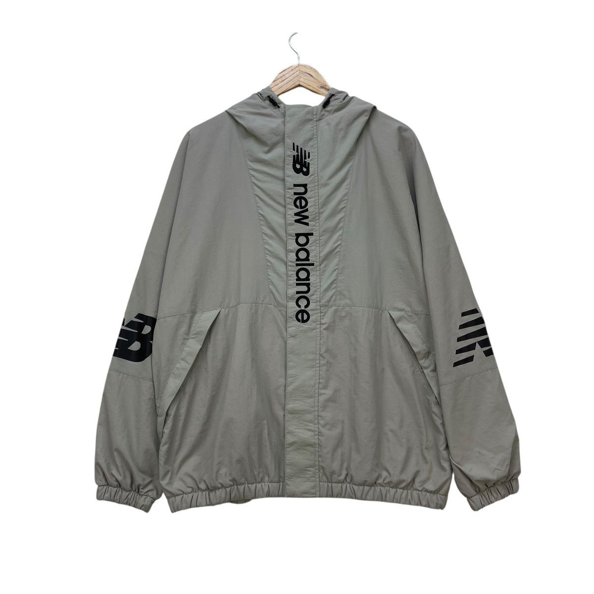New Balance 💥Awesome New Balance Spellout Hooded Jacket Size US M / EU 48-50 / 2 - 4 Thumbnail