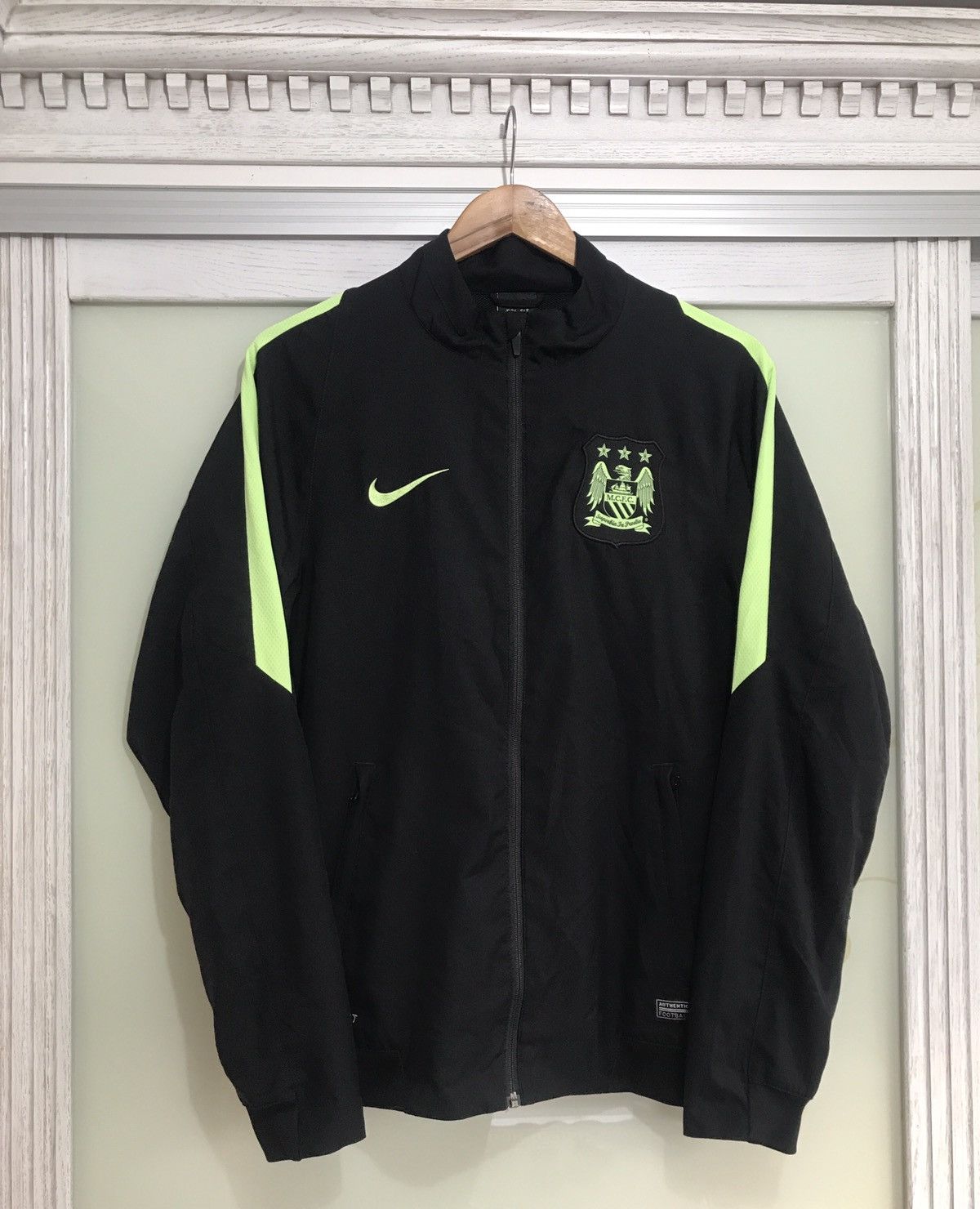 Nike Manchester City 2015-2016 Soccer Light Jacket Jersey Kit Size US S / EU 44-46 / 1 - 1 Thumbnail