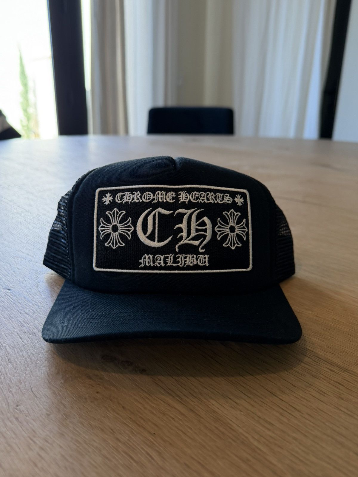 Chrome Hearts CHROME HEARTS MALIBU Exclusive Logo Trucker Hat DS Size ONE SIZE - 1 Thumbnail
