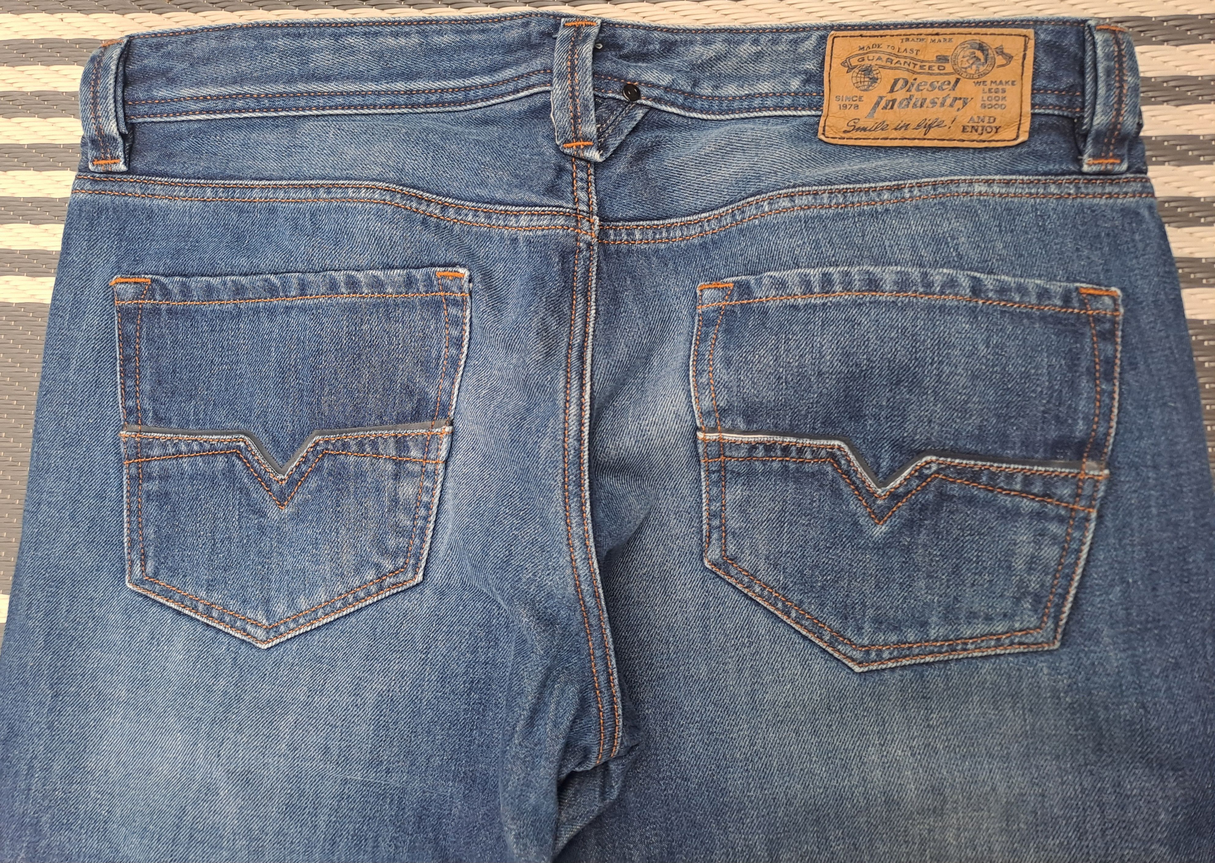 Diesel Vintage mens Diesel jeans '36' size Size US 36 / EU 52 - 16 Thumbnail
