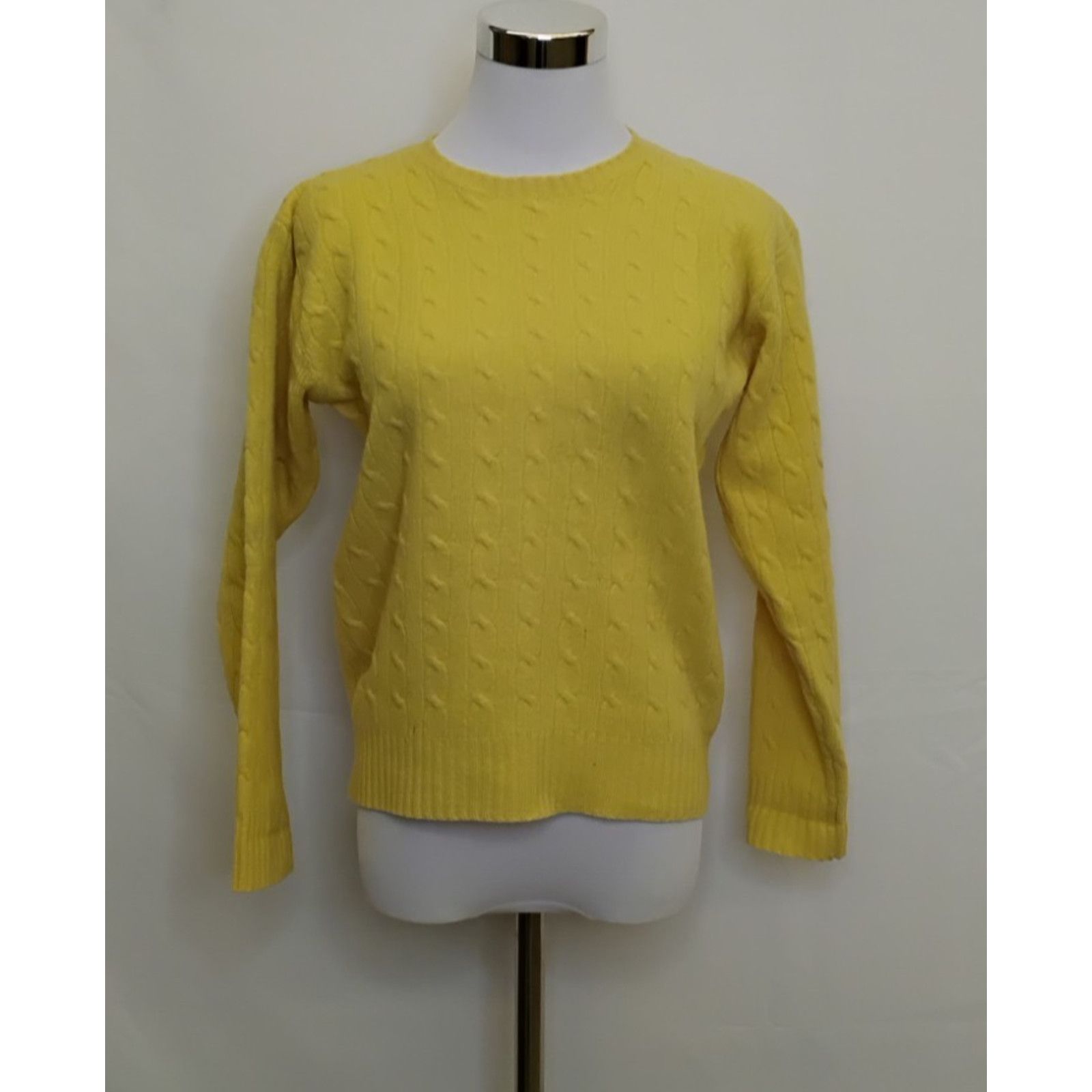 Ralph Lauren Ralph Lauren Lambswool Sweater Women's S Yellow Cable Worn Size S / US 4 / IT 40 - 2 Thumbnail