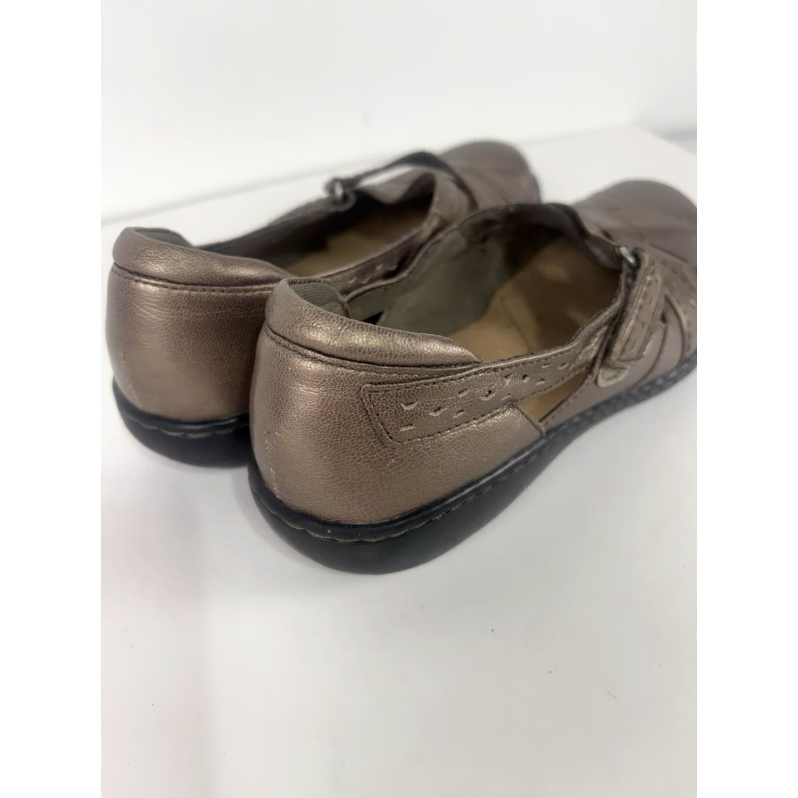 Clarks Clarks Sandals Slip-On Bronze Leather Womens Size 9.5W Size US 10 / IT 40 - 3 Thumbnail