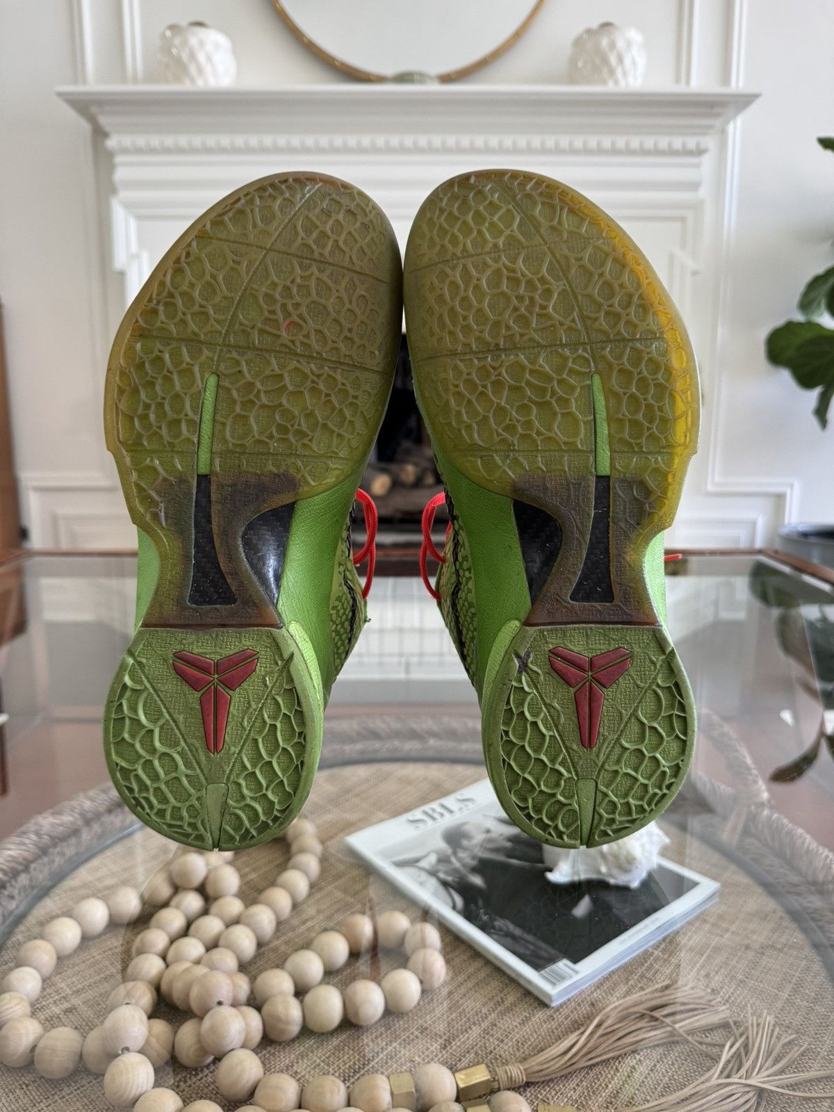 Nike OG 2010 Nike Zoom Kobe 6 “Grinch” Size US 11 / EU 44 - 8 Thumbnail