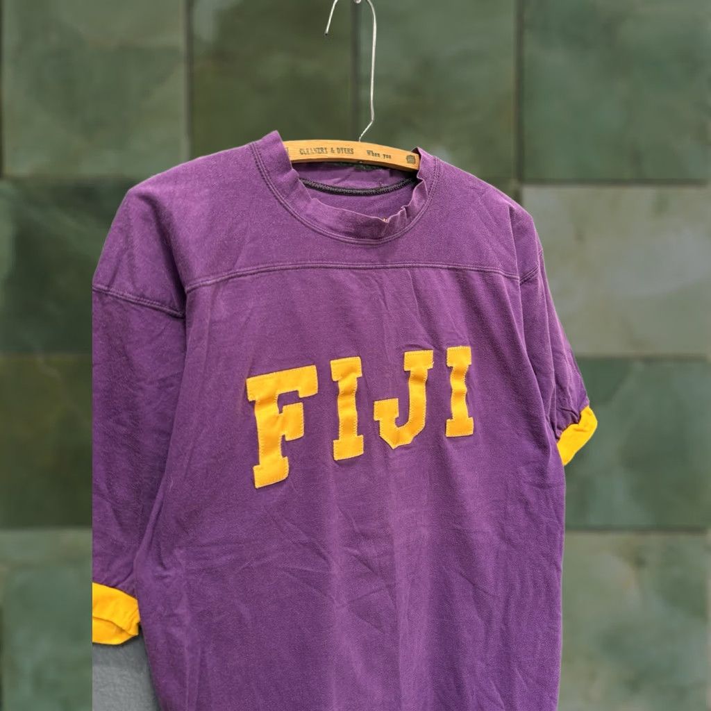 Russell Athletic VINTAGE Russell Athletic Gold Label Purple Cotton Ringer Tee Shirt L Fiji 1970s Mens Boys Shirts Sportswear Beach Size US L / EU 52-54 / 3 - 1 Thumbnail