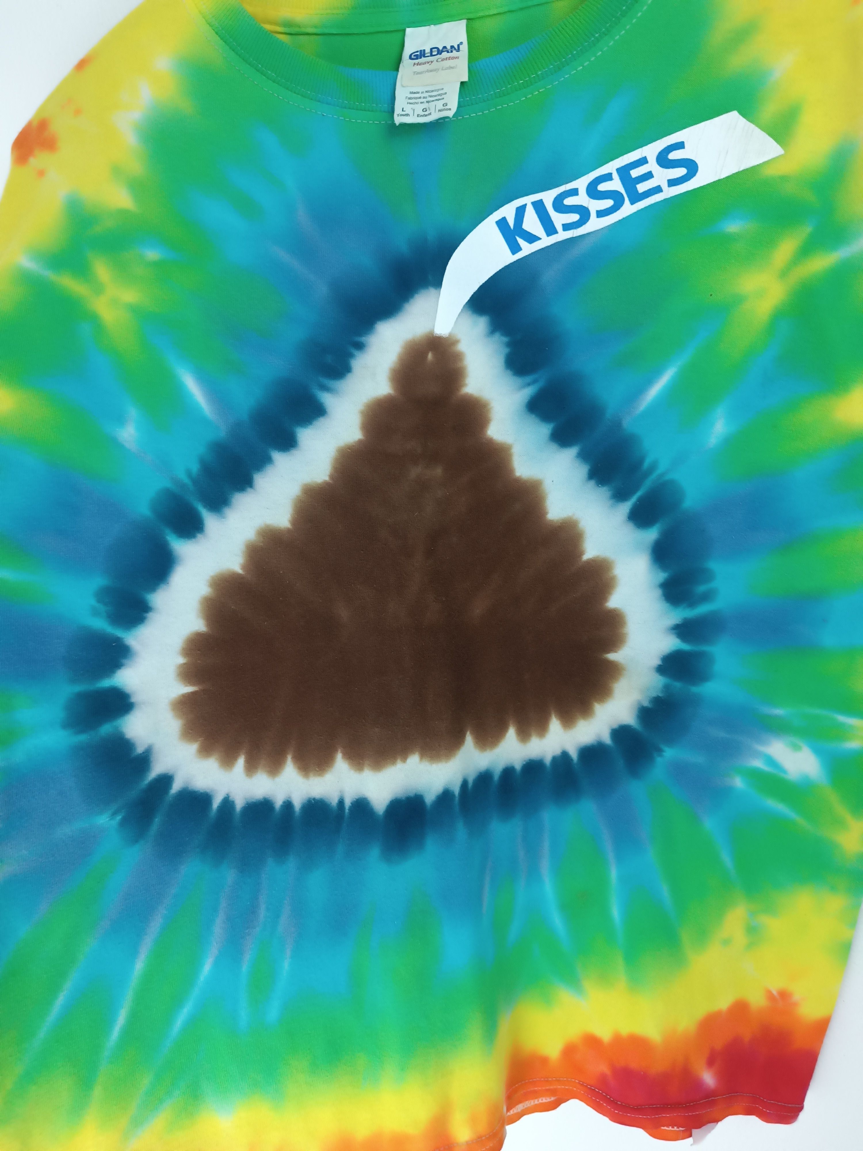 Chocolate VINTAGE HERSHEY'S KISSES TIE DYE TEE CHOCOLATE CUTE RARE Size US S / EU 44-46 / 1 - 17 Thumbnail