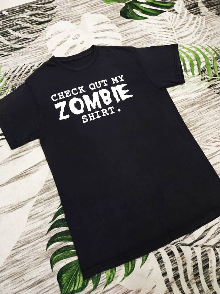 Vintage Vintage Zombie Wording spell out t shirt streetwear style Size US M / EU 48-50 / 2 - 5 Thumbnail