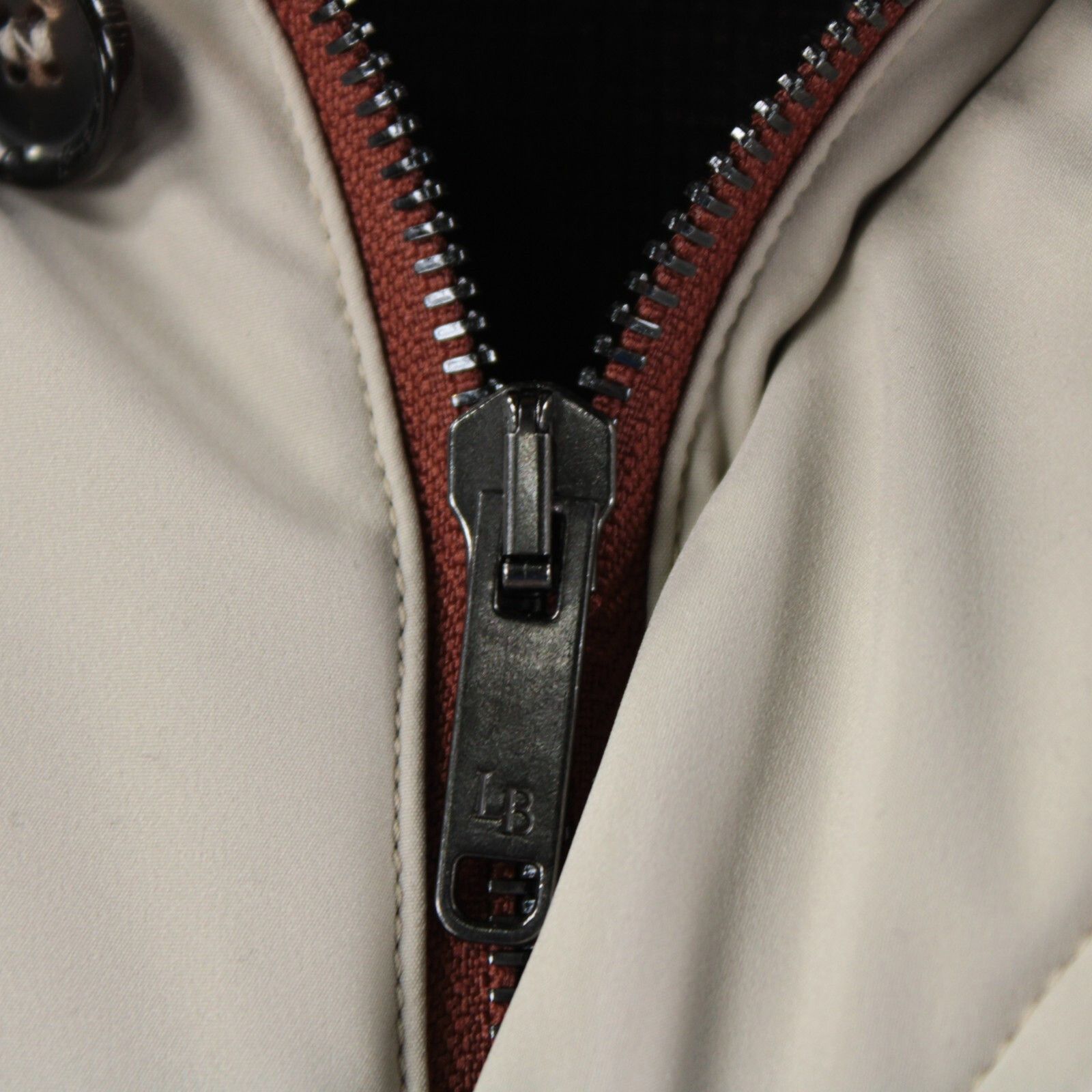 Luciano Barbera Luciano Barbera Vest Size M US In Beige Polyamide Blend Size US M / EU 48-50 / 2 - 3 Thumbnail