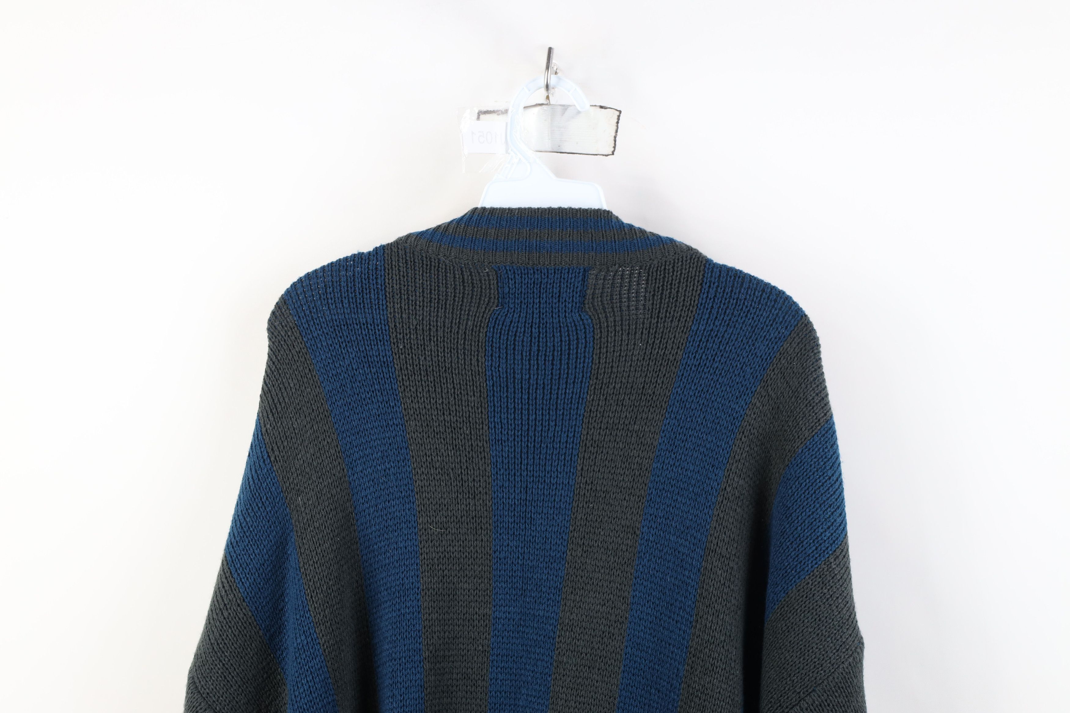 Vintage Vintage 90s Streetwear Skateboard Knit Cardigan Sweater Size US M / EU 48-50 / 2 - 10 Thumbnail