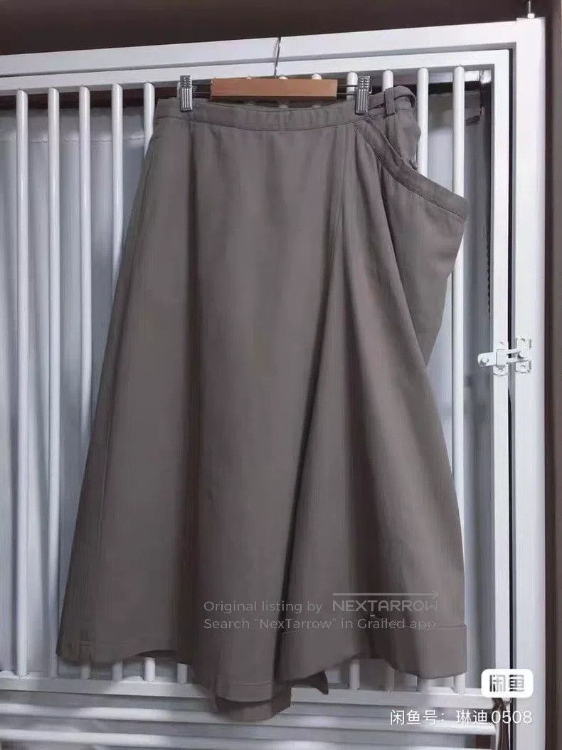 Yohji Yamamoto Yohji Yamamoto size 2 Irregular skirt Size 24" / US 00 / IT 34 - 1 Thumbnail