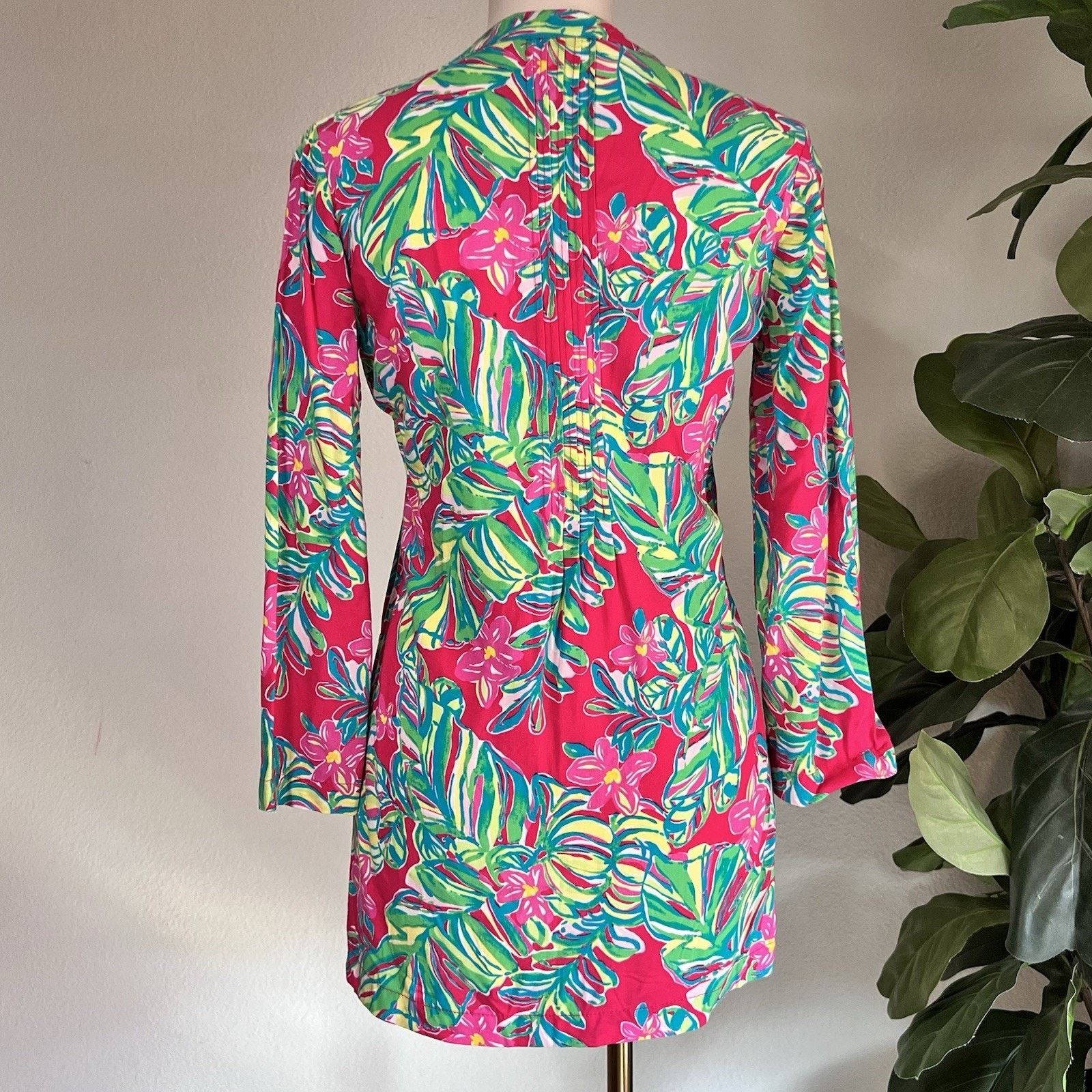 Lilly Pulitzer NWT $138 Lilly Pulitzer XS Tunic Tropical Beach Vacation Size XS / US 0-2 / IT 36-38 - 4 Thumbnail
