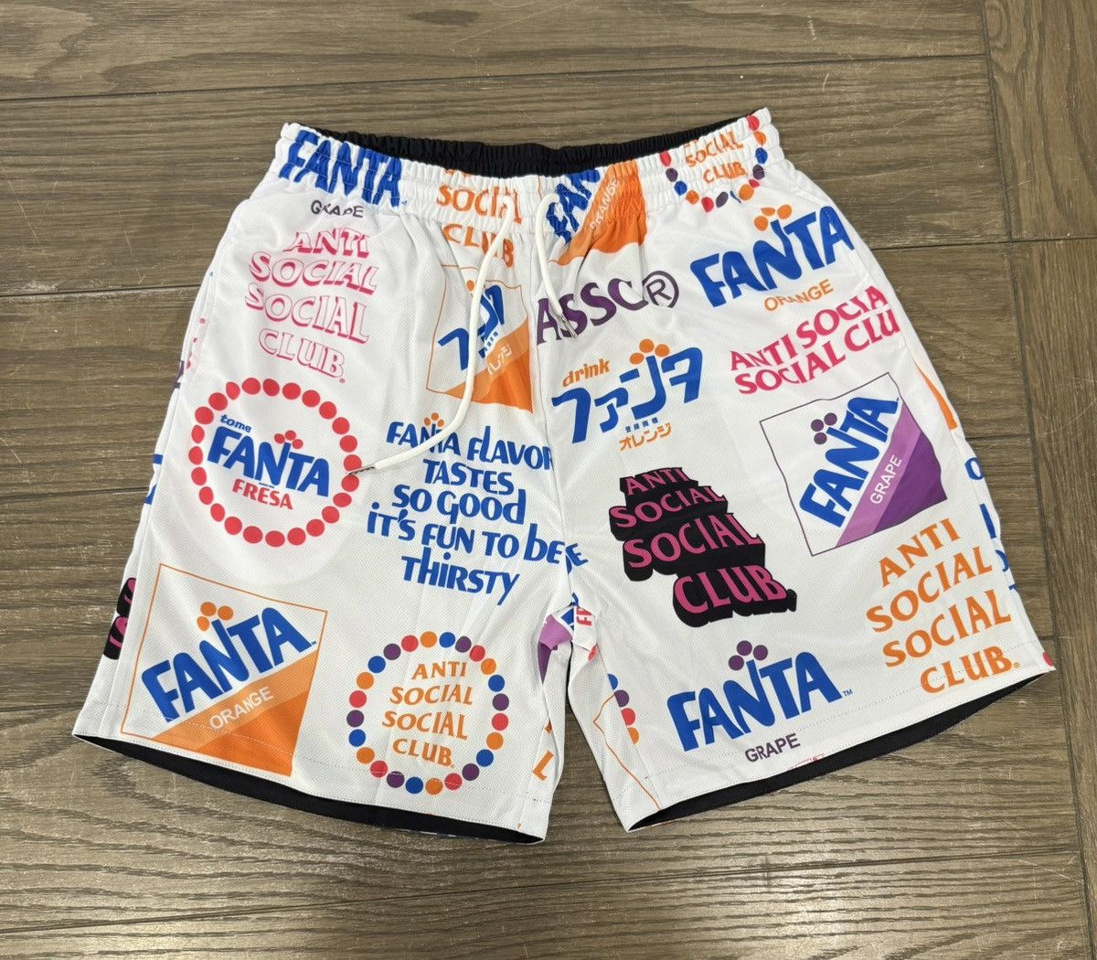 Anti Social Social Club × Designer 🍊 Anti Social Club ASSC x Fanta Flavor Mesh Shorts 2XL 🍊 Size US 38 / EU 54 - 2 Thumbnail