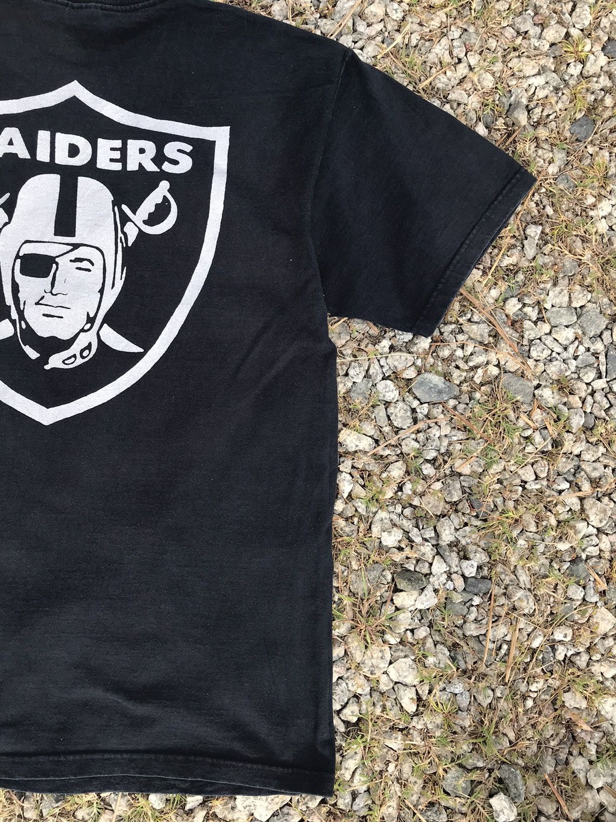 NFL Vintage Raiders Real Women Wear Black Tee Size US L / EU 52-54 / 3 - 7 Thumbnail