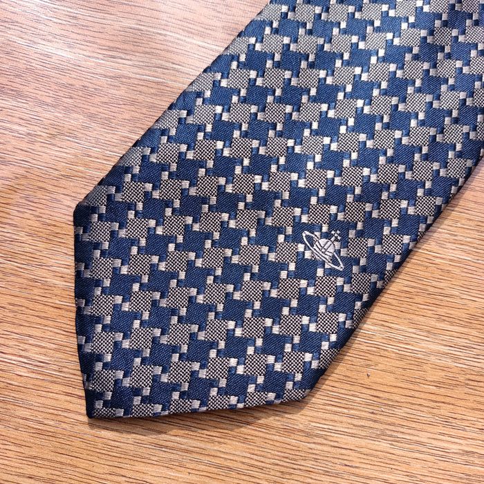 vivienne westwood blue tie