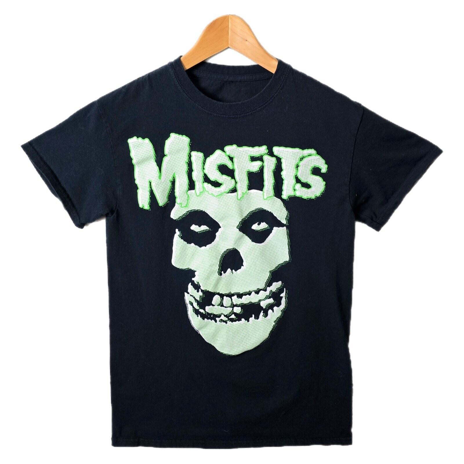 Gildan Misfits Black Band Shirt Men Size Small Punk Rock Band Tee Size US S / EU 44-46 / 1 - 1 Thumbnail