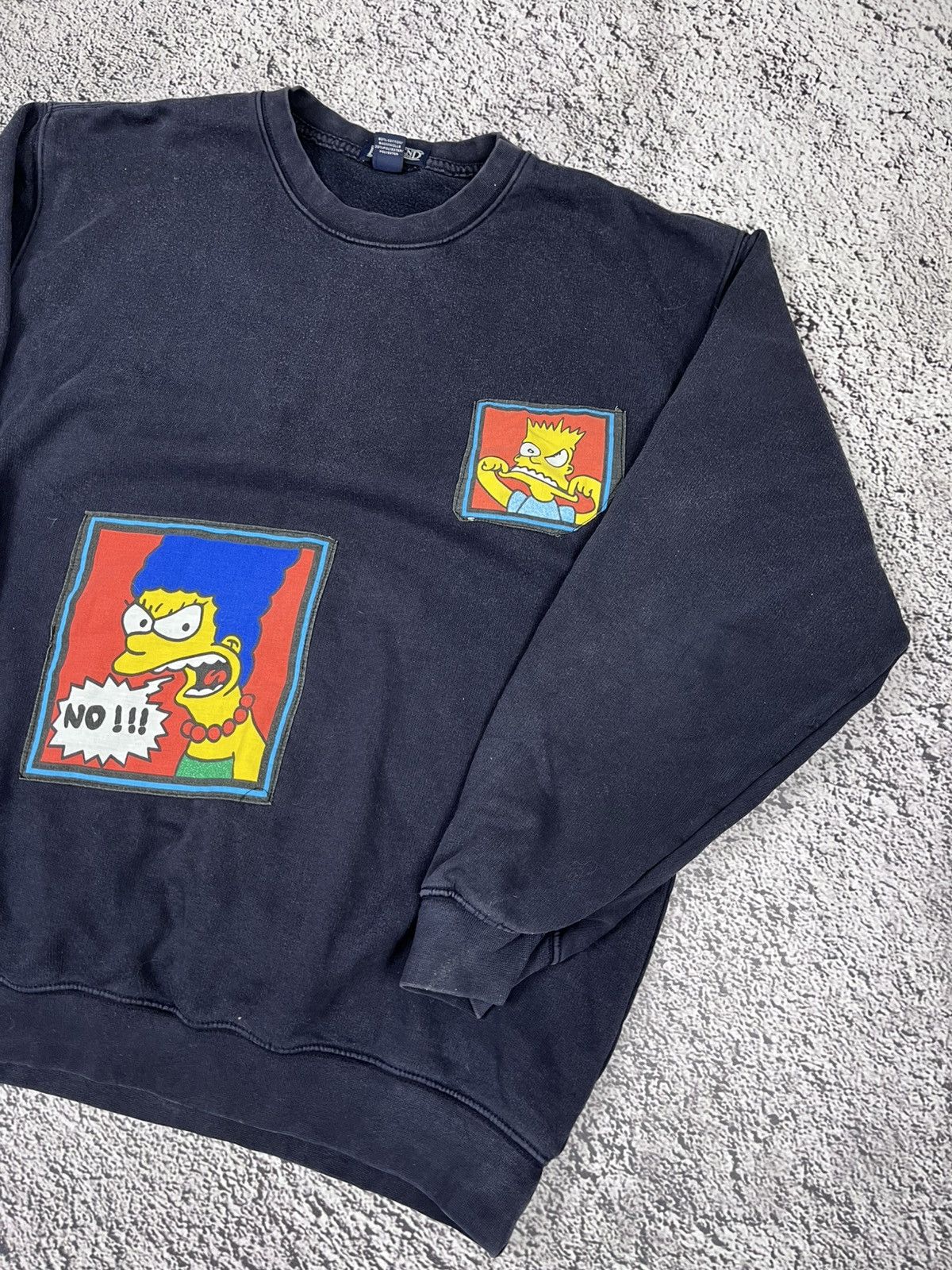 Lands' End Vintage 90s Lands End Simpsons Logo faded sweatshirt size L Size US L / EU 52-54 / 3 - 3 Thumbnail