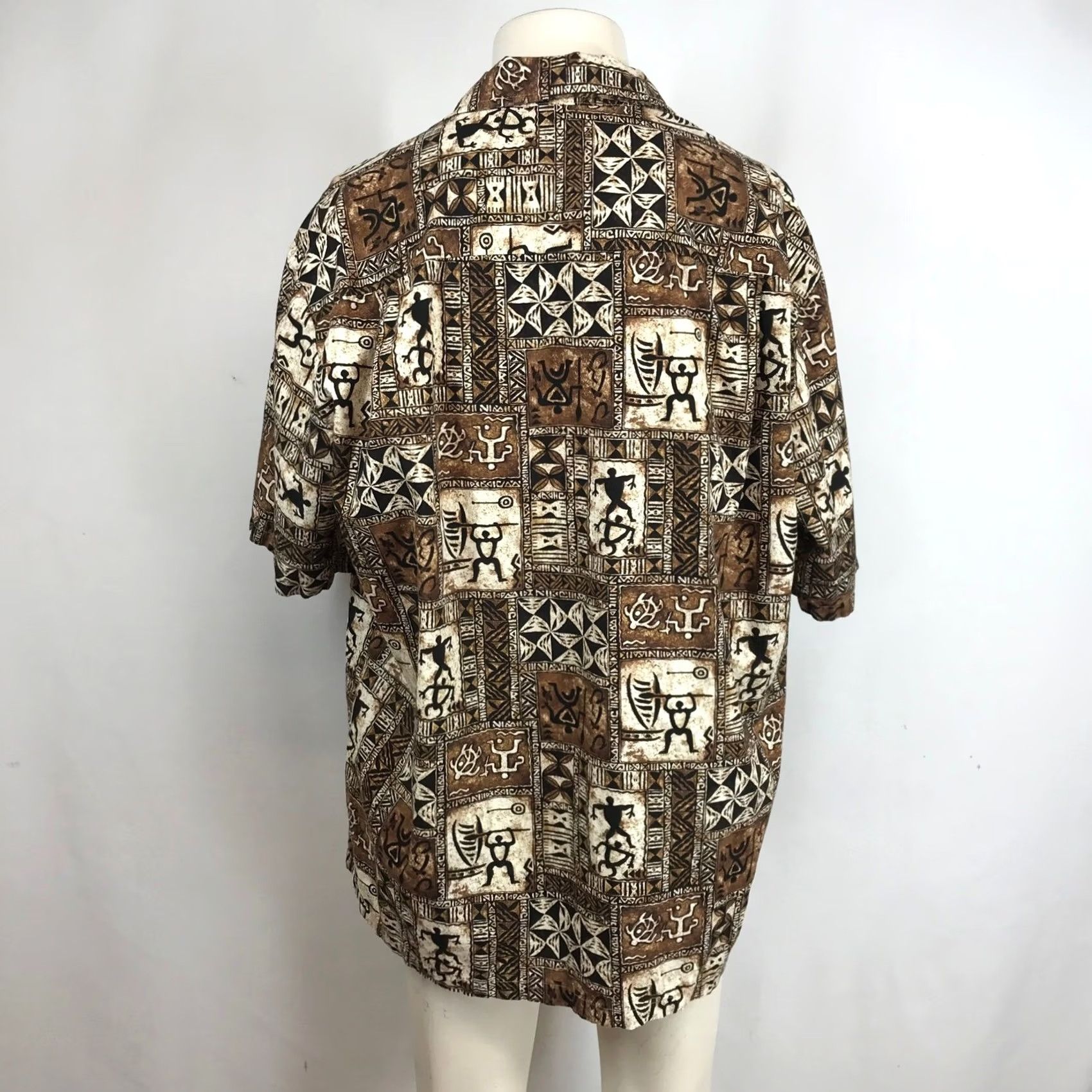 Vintage VINTAGE Blue Turtle Shirt Hawaiian Button-Up Short Sleeve Collared Brown Tribal Petroglyph Geometric XL Mens Size US XL / EU 56 / 4 - 5 Thumbnail