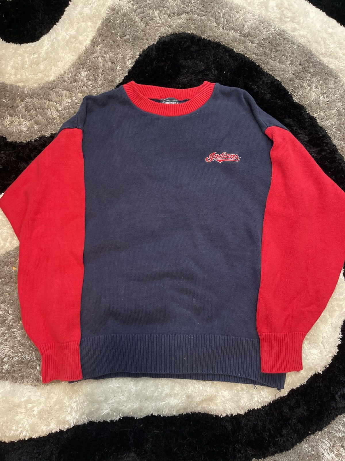 Vintage Vintage Cleveland Indians Sweater Size US L / EU 52-54 / 3 - 1 Thumbnail