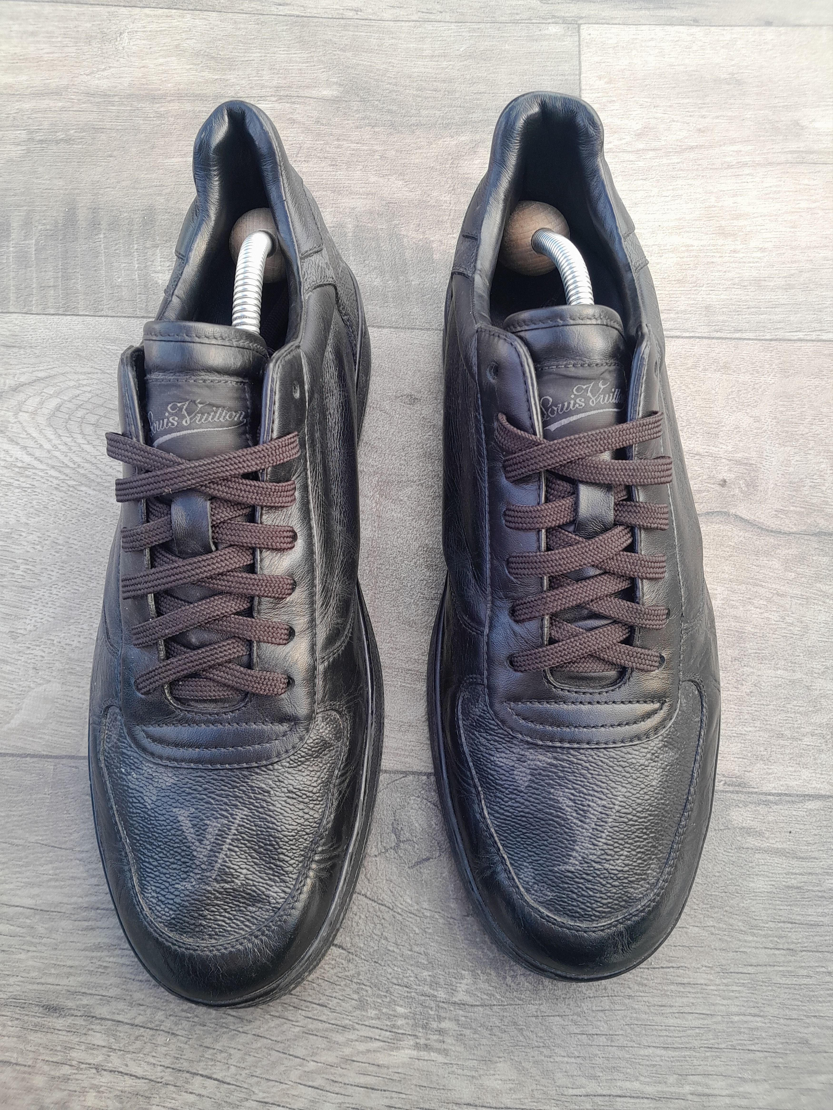 Louis Vuitton Louis Vuitton Rivoli Sneaker Size US 9.5 / EU 42-43 - 17 Thumbnail