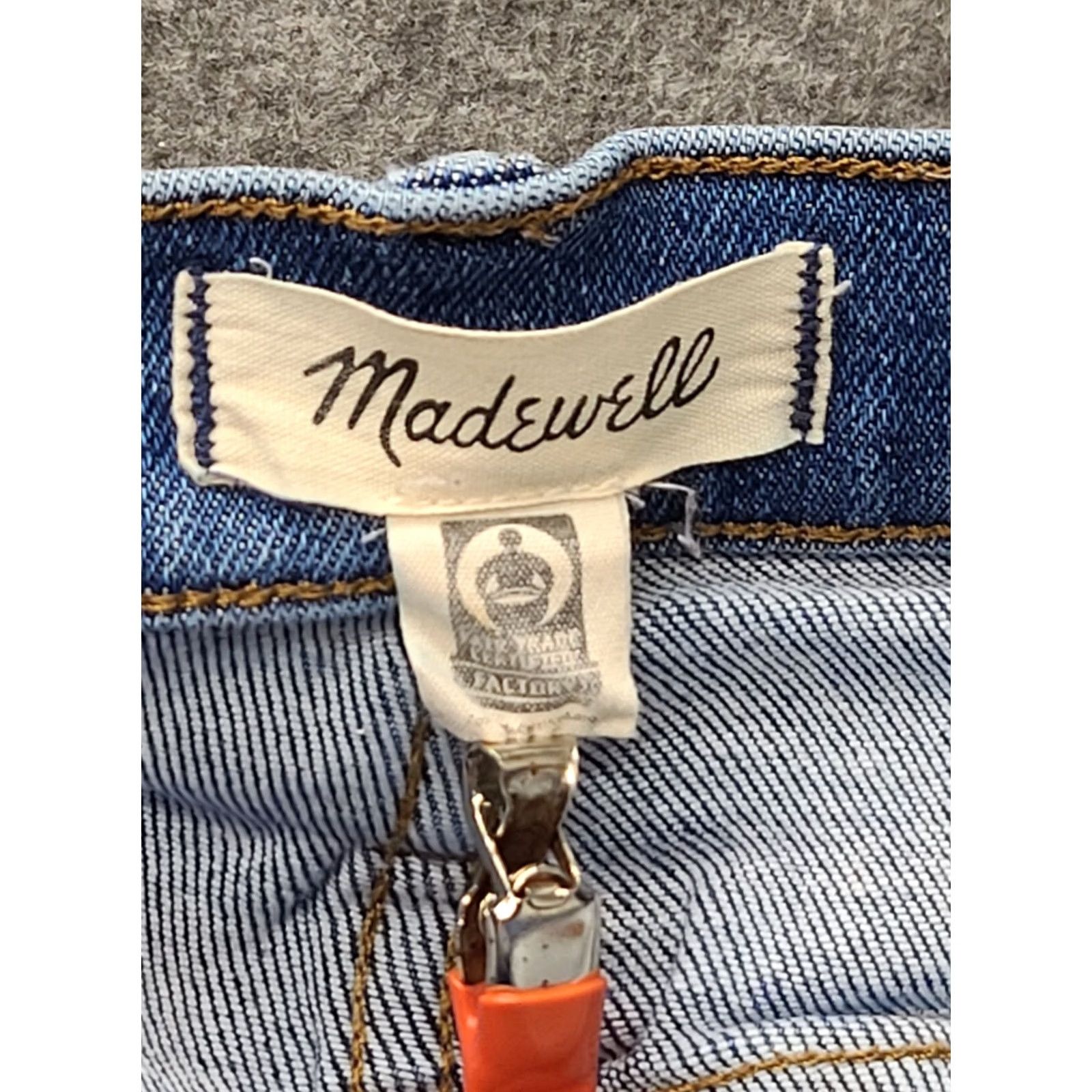 Madewell Madewell Jeans Women’s Size 24x26 Mid Rise Stovepipe Distressed Stretch Denim 5-Pocket City Preppy Buttons Zipper Womens Size 42" / US 20 - 2 Thumbnail