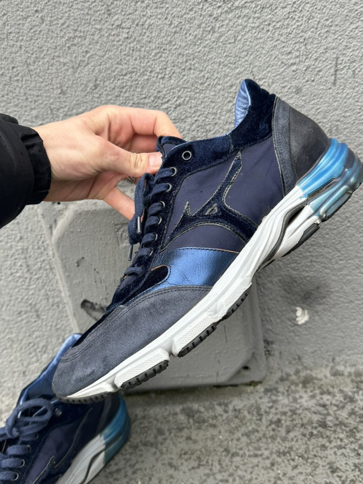 Japanese Brand × Mizuno Mizuno Wave Sirius Velour Purple Size US 11.5 / EU 44-45 - 7 Thumbnail