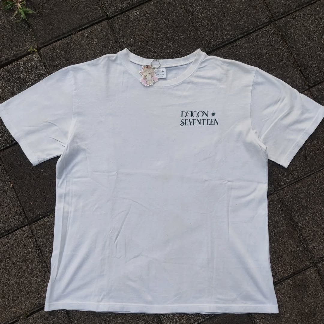 Band Tees SEVENTEEN D-icon Issue 2021 Tee Size US L / EU 52-54 / 3 - 4 Thumbnail