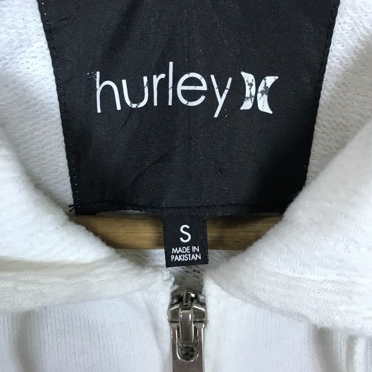 Hurley Vintage Hurley Full Zipper Hoodie Sweater Size US S / EU 44-46 / 1 - 9 Thumbnail