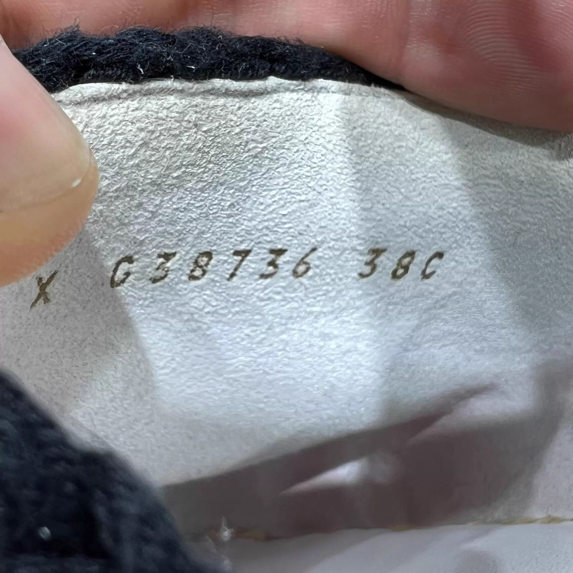 Chanel Chanel Black & White Panda Knit Fisherman Shoes Size 38 Size US 7.5 / IT 37.5 - 8 Thumbnail