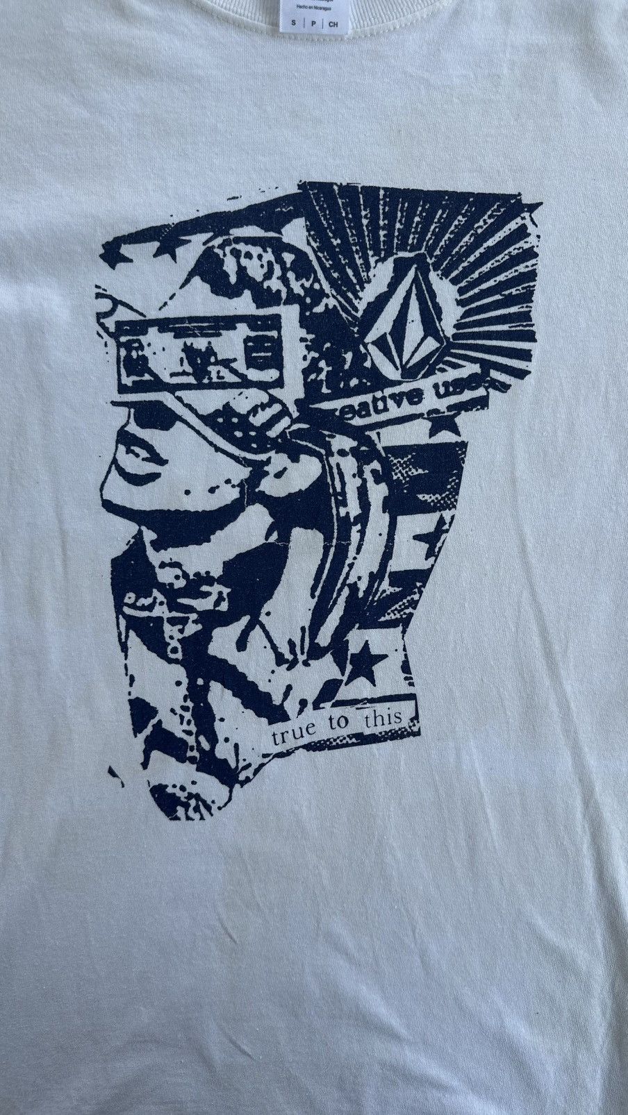 Vintage VINTAGE VOLCOM TOKYO BAY SKATE SURF ANNIVERSARY TEE Size US S / EU 44-46 / 1 - 2 Thumbnail